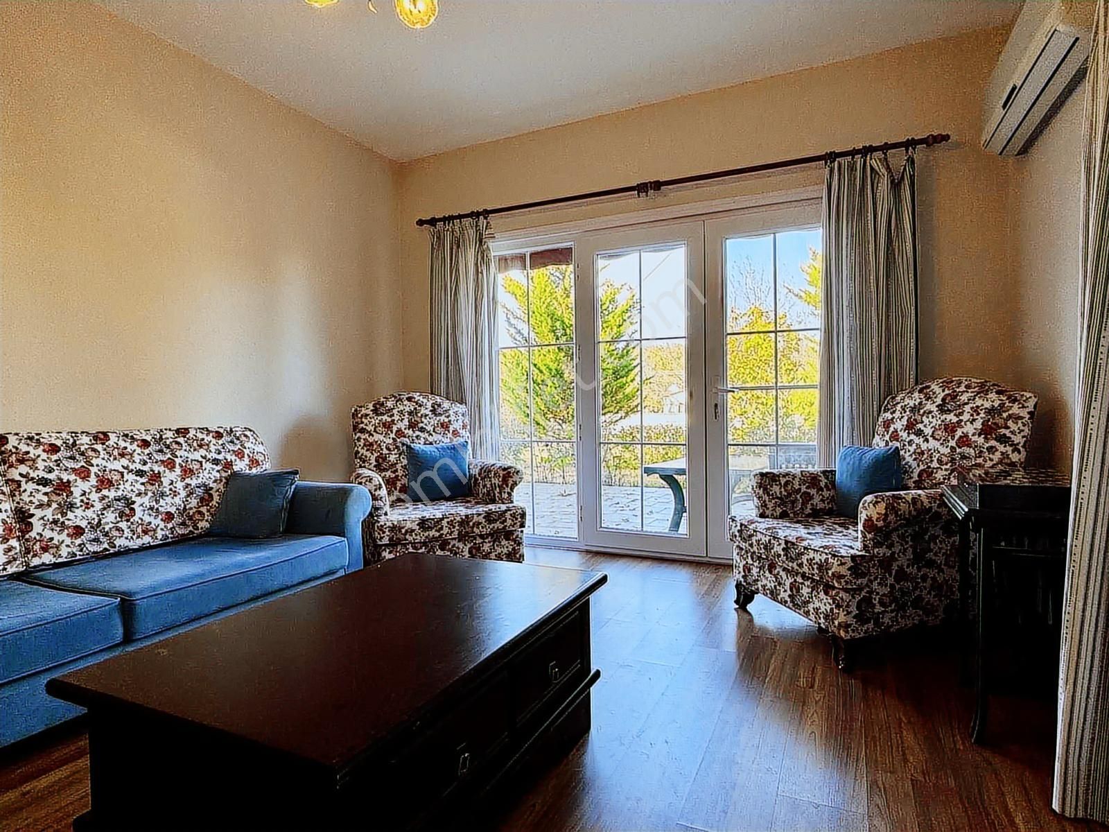 Çatalca Karamandere 1695 M2 Açık Alan İçerisinde Müstakil Ev - Görsel 11