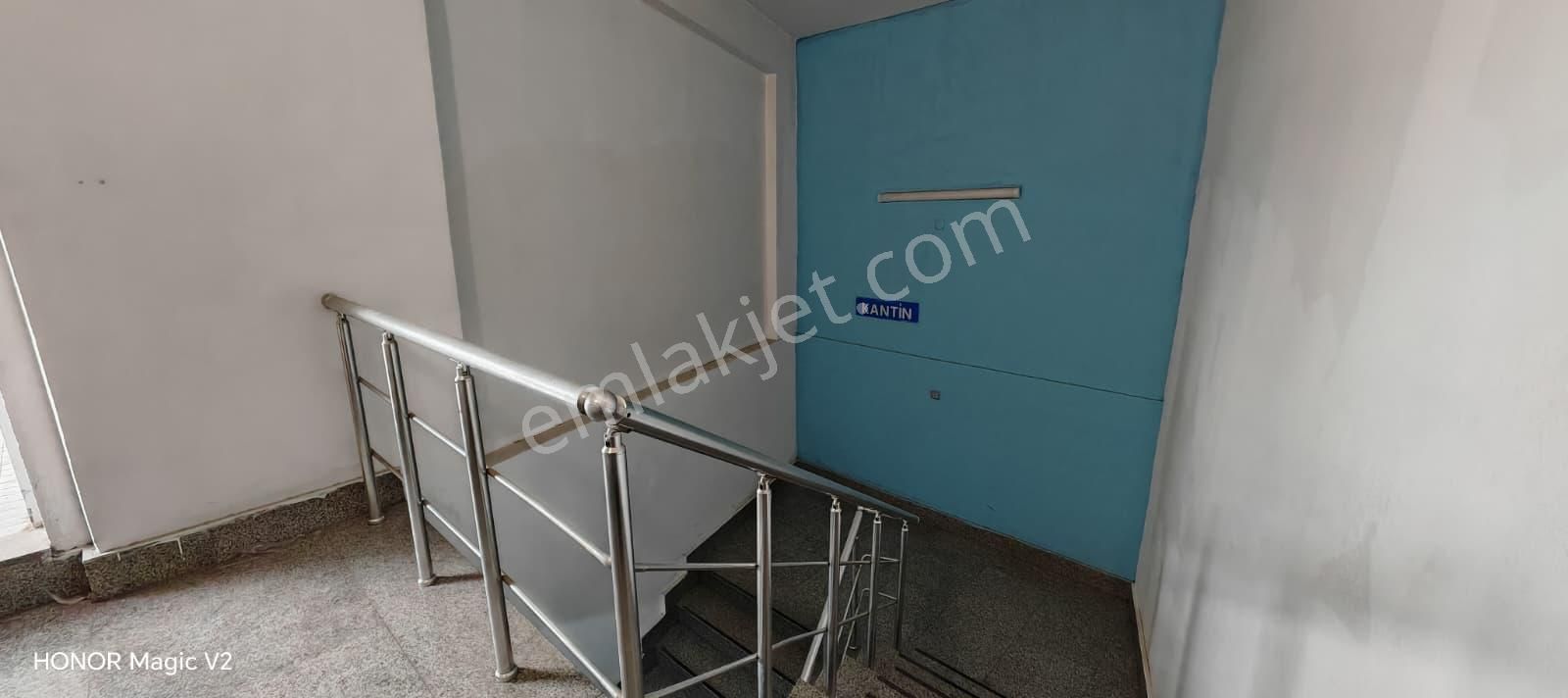 İzmit İnönü Caddesi Tv 41 Sk. Dubleks Kiralık İş Yeri - Görsel 22