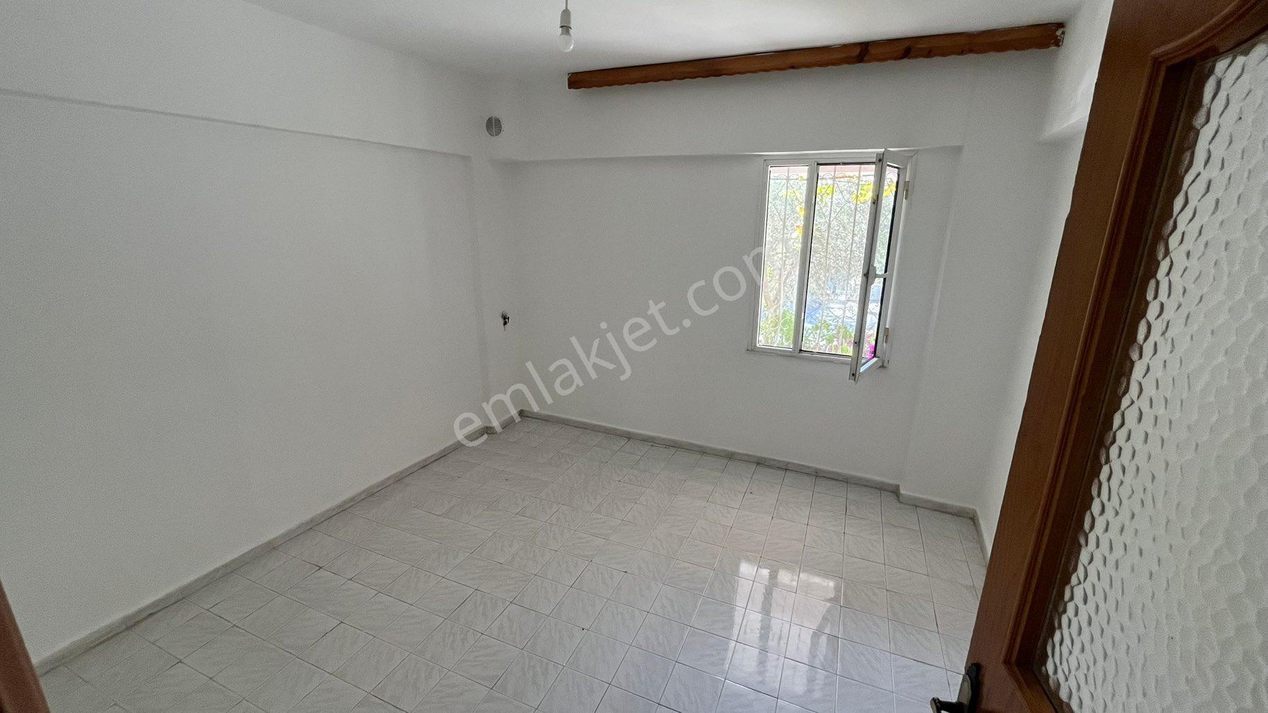 Sarıana Mahallesinde Kiralık 2+1 Kapalı Mutfak Daire - Görsel 5
