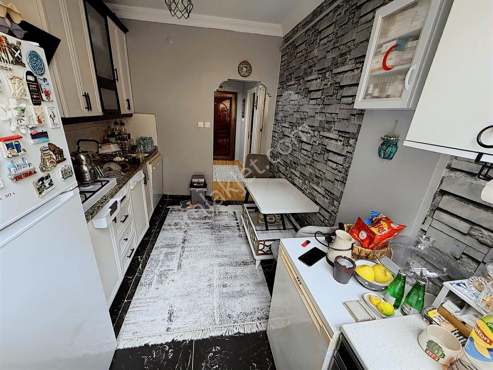 Şişli İzzetpaşa Caddeye Yakın Büyük 85m2 2+1 Köşe Metrobüs:5dk - Görsel 2