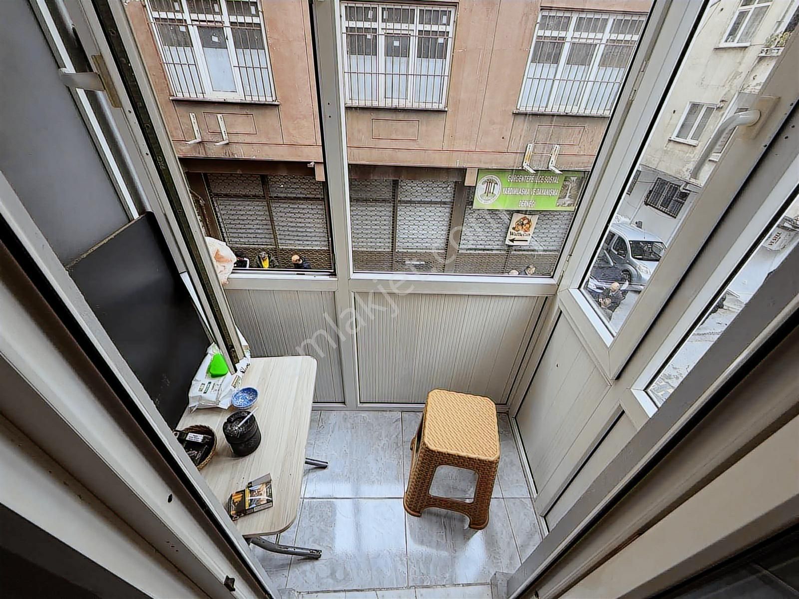 Şişli İzzetpaşa Caddeye Yakın Büyük 85m2 2+1 Köşe Metrobüs:5dk - Görsel 14