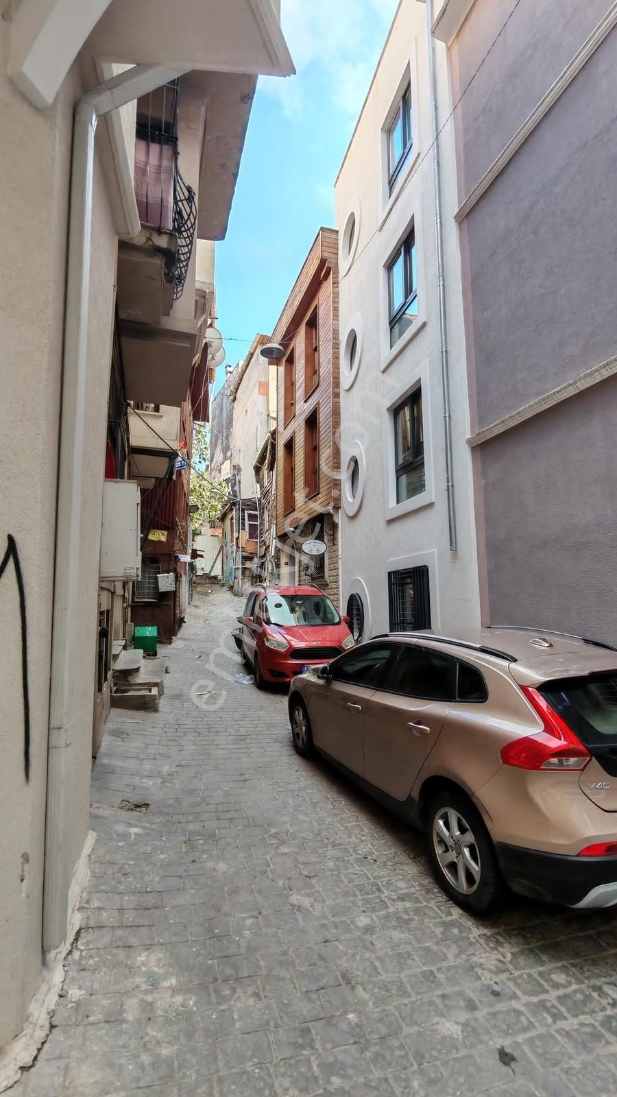 Beyoğlu Çukurcuma Galataport Masumiyet Müz. Firuzağa Müstakil Ev - Görsel 15