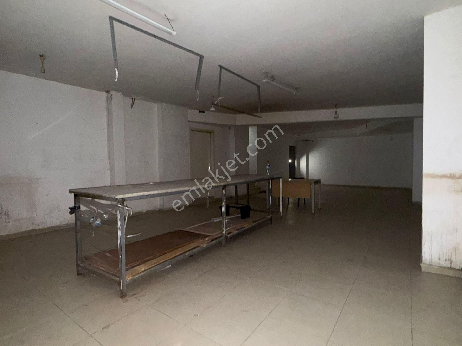 Güneşli Bağlar Mahallesi Kiralık Dükkan İş Yeri 200 M2 - Görsel 30