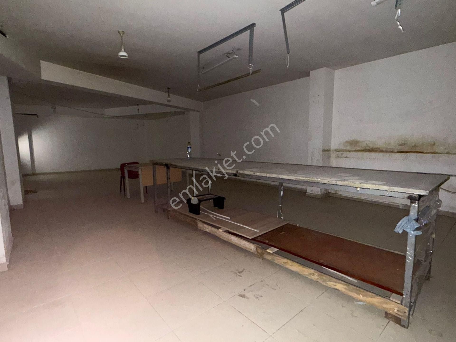 Güneşli Bağlar Mahallesi Kiralık Dükkan İş Yeri 200 M2 - Görsel 6