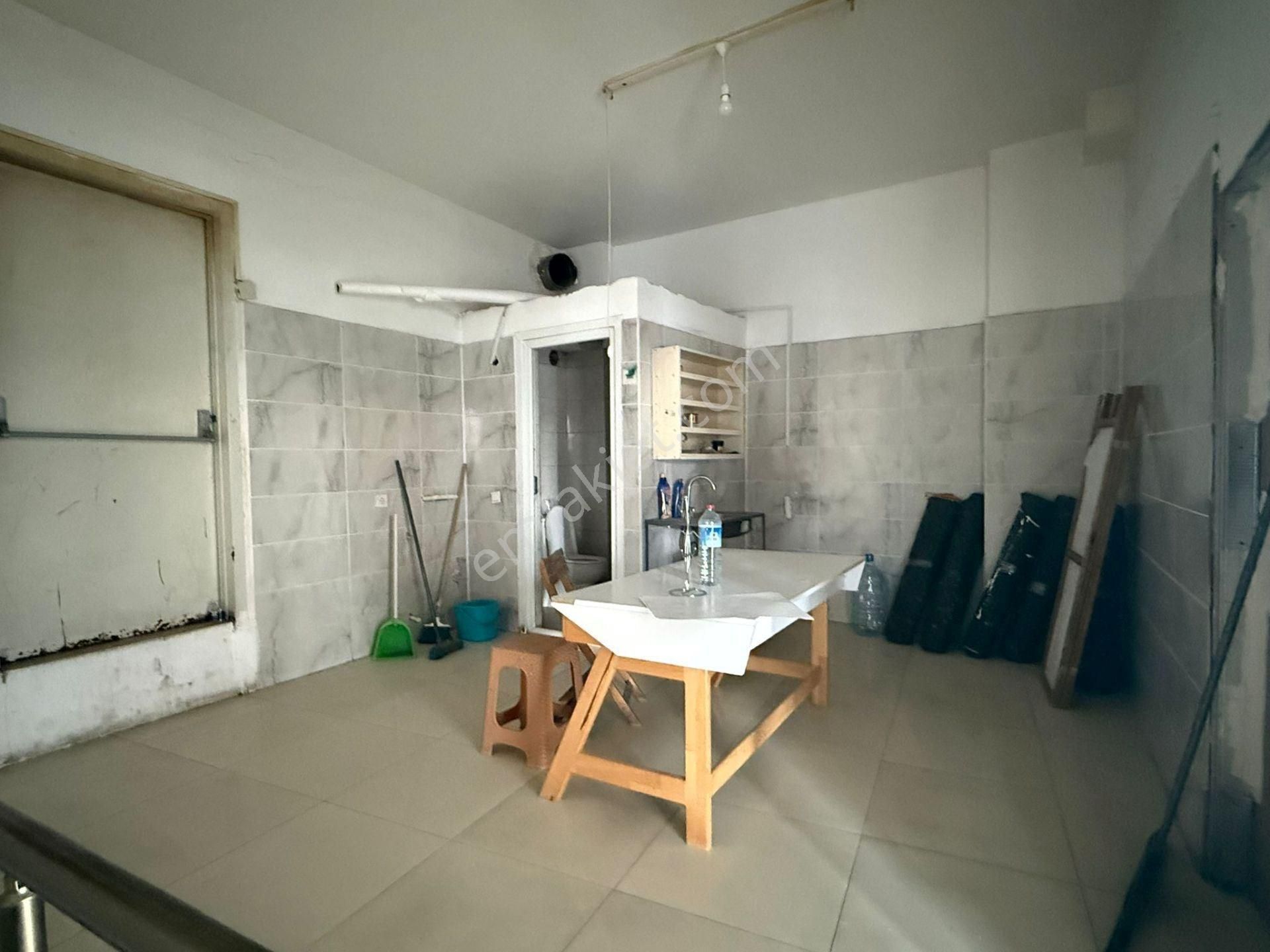 Güneşli Bağlar Mahallesi Kiralık Dükkan İş Yeri 200 M2 - Görsel 13