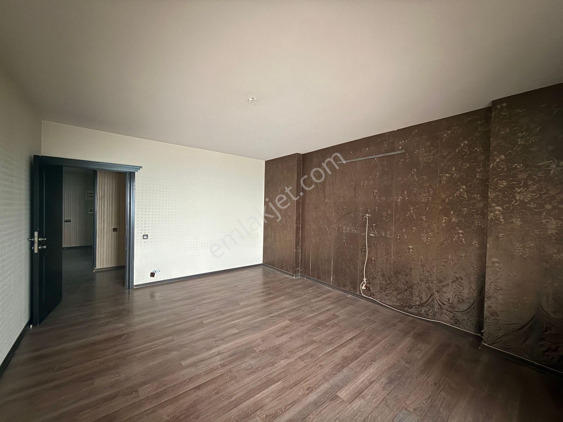 Thor'dan Kiralık Liparis 1 Sitesin'de Deniz Manzaralı 4+1 Daire - Görsel 18