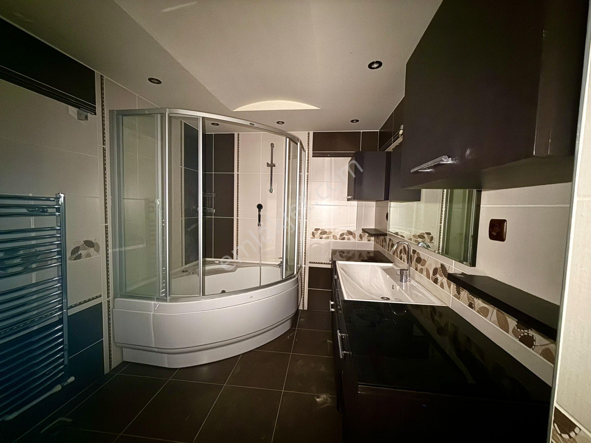 Thor'dan Kiralık Liparis 1 Sitesin'de Deniz Manzaralı 4+1 Daire - Görsel 33