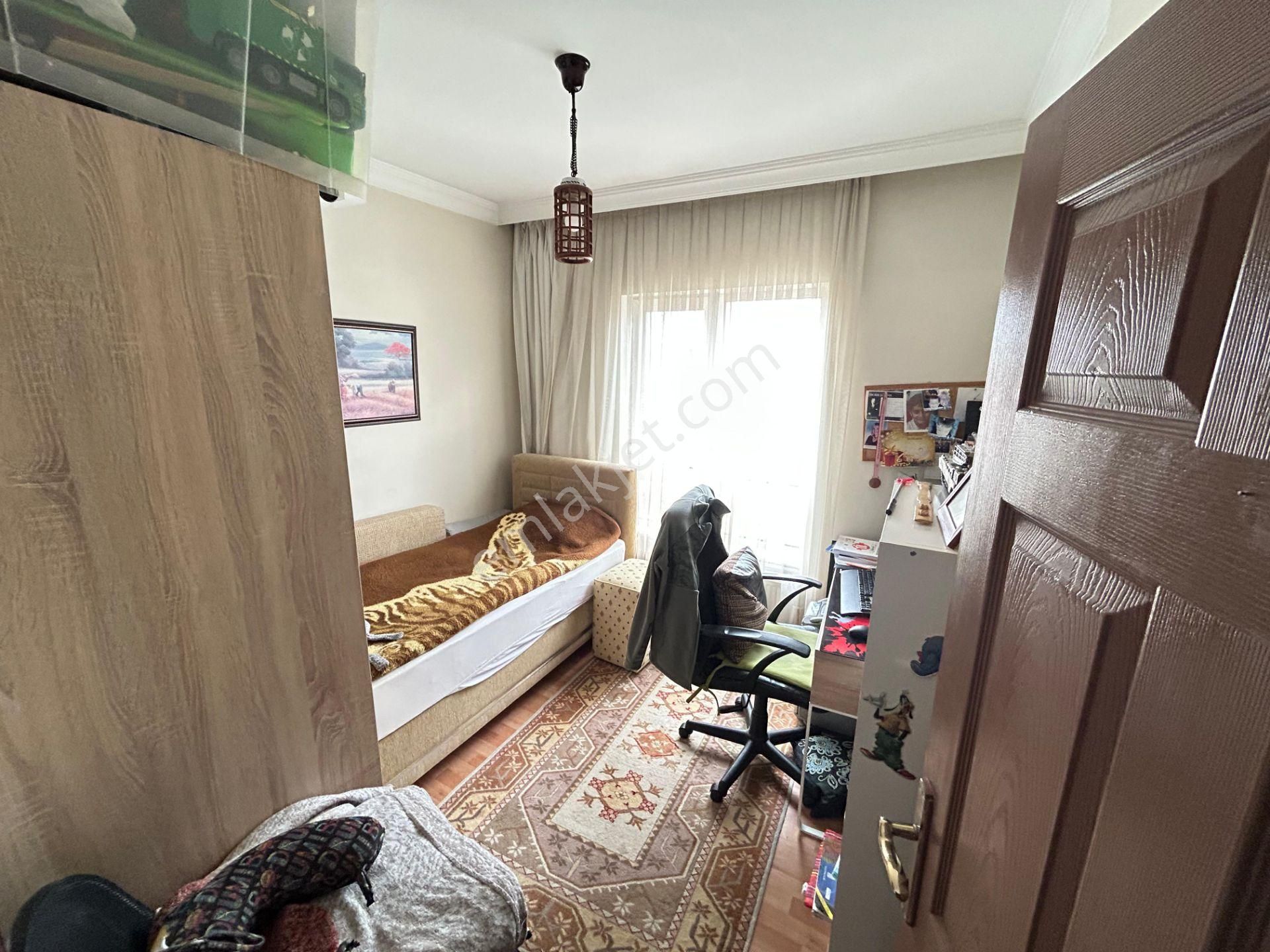 Taner'den Dikmen Sokullu'da 3+1 Katta Bağımsız İçi Yapılı Bakımlı Daire - Görsel 7