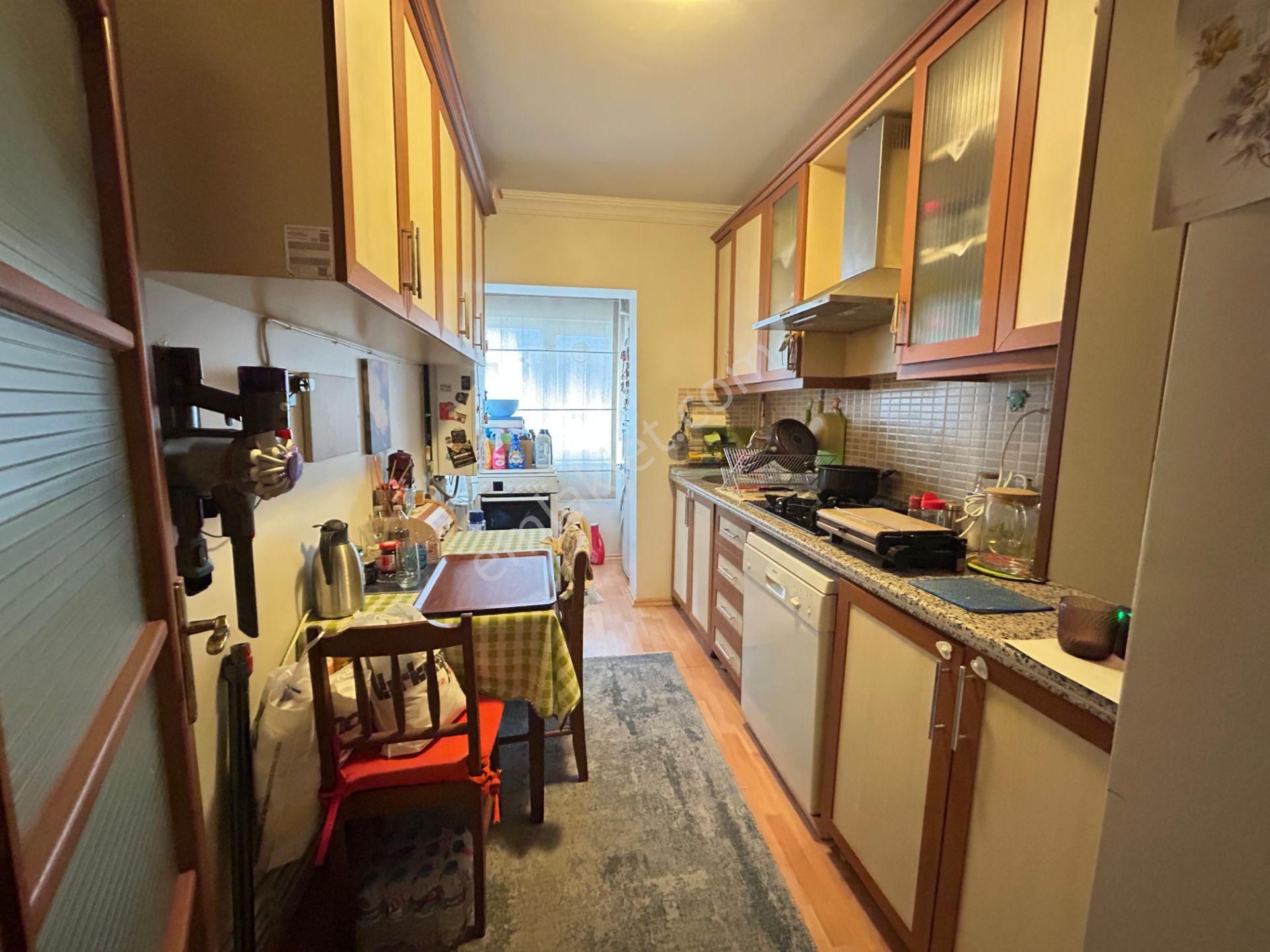 Taner'den Dikmen Sokullu'da 3+1 Katta Bağımsız İçi Yapılı Bakımlı Daire - Görsel 15