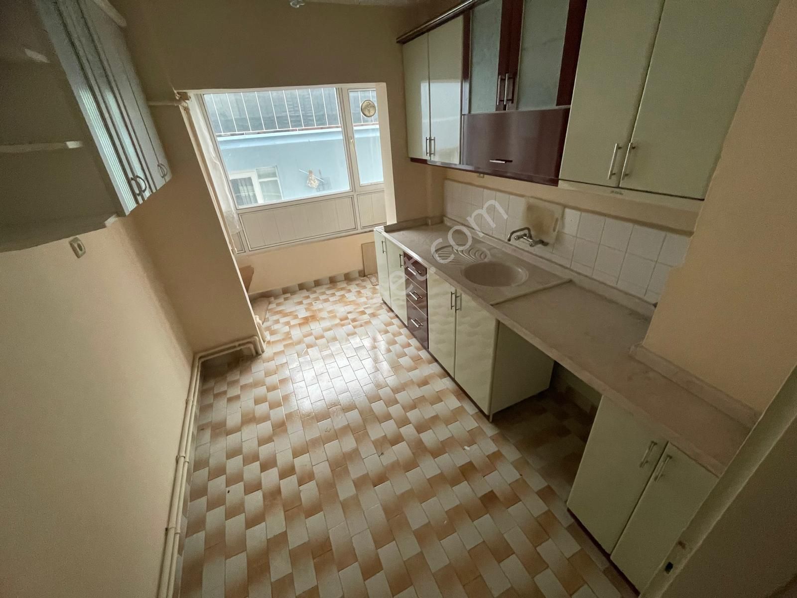 Sincan Tandoğan'da Belediye Yakını Satılık 3+1 Ara Katta Bağımsız Ön Cephe Daire - Görsel 3