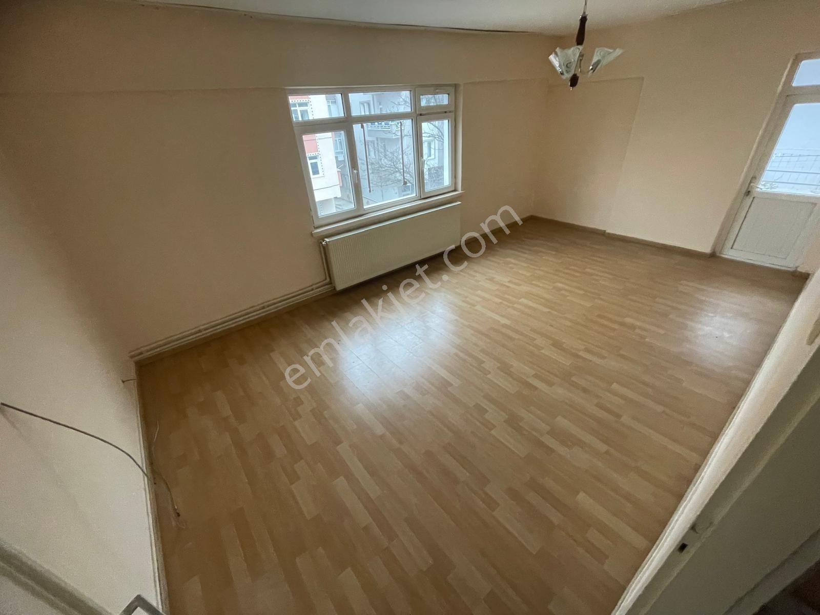 Sincan Tandoğan'da Belediye Yakını Satılık 3+1 Ara Katta Bağımsız Ön Cephe Daire - Görsel 4