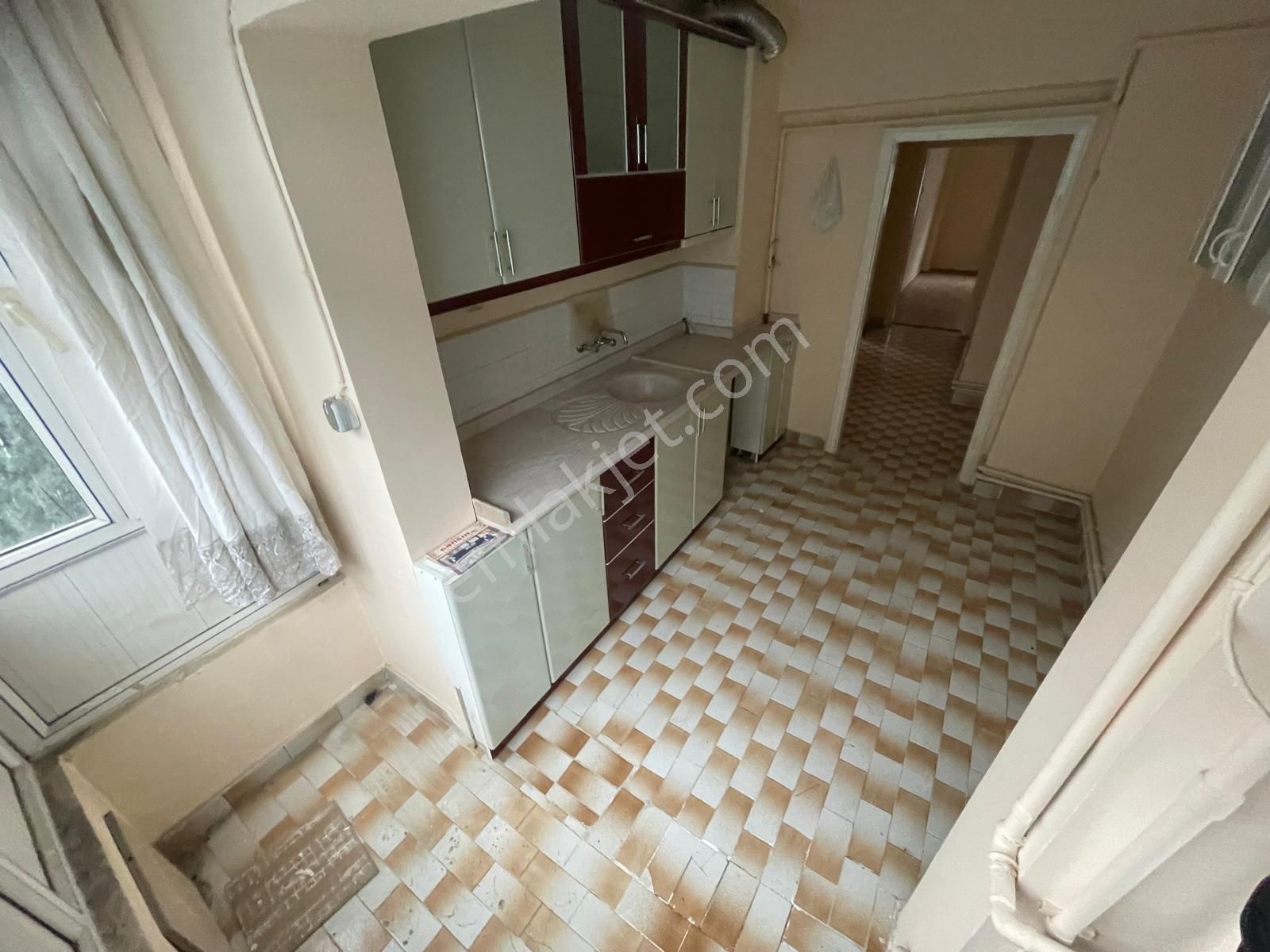 Sincan Tandoğan'da Belediye Yakını Satılık 3+1 Ara Katta Bağımsız Ön Cephe Daire - Görsel 2