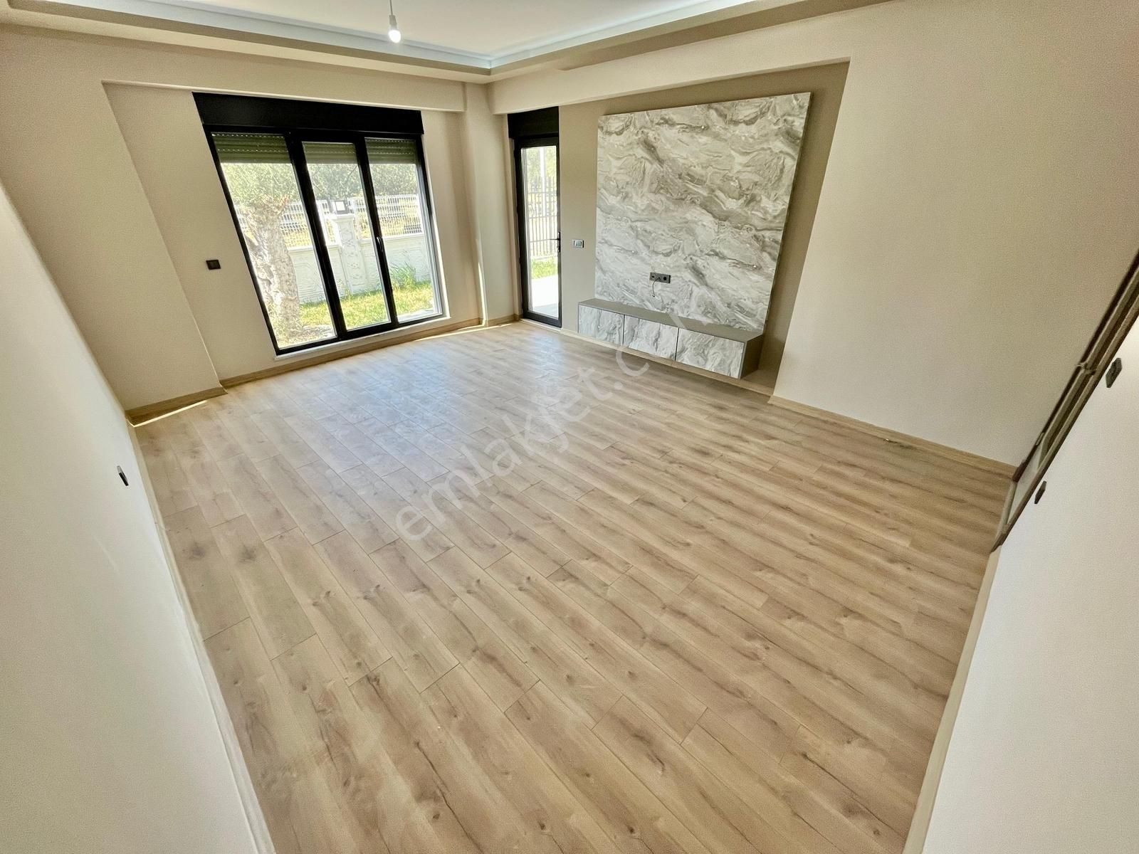 Gümüş'den Modern Çizgilerin Doğa İle Buluştuğu 4+1 Müstakil Ev - Görsel 8