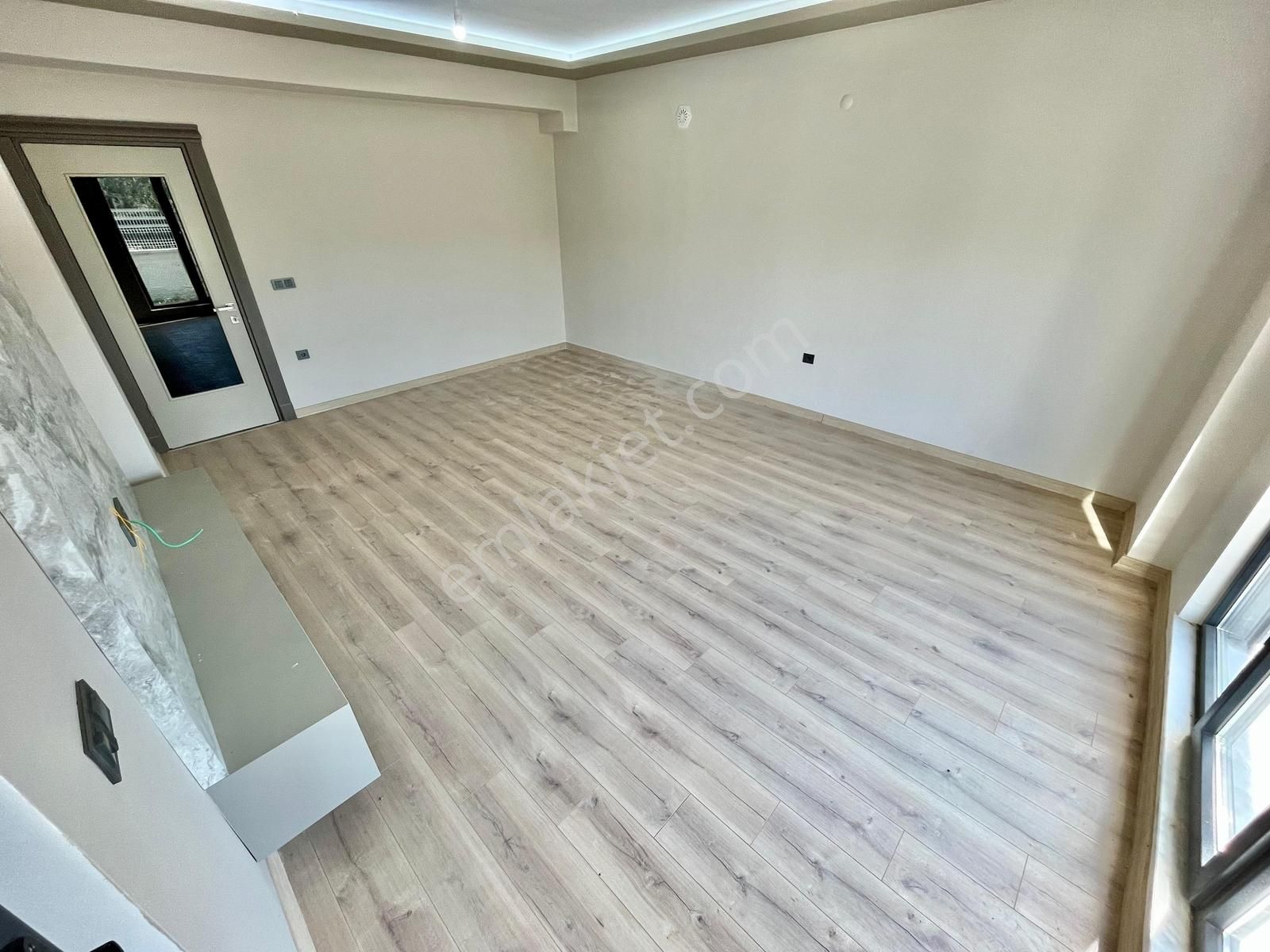 Gümüş'den Modern Çizgilerin Doğa İle Buluştuğu 4+1 Müstakil Ev - Görsel 15