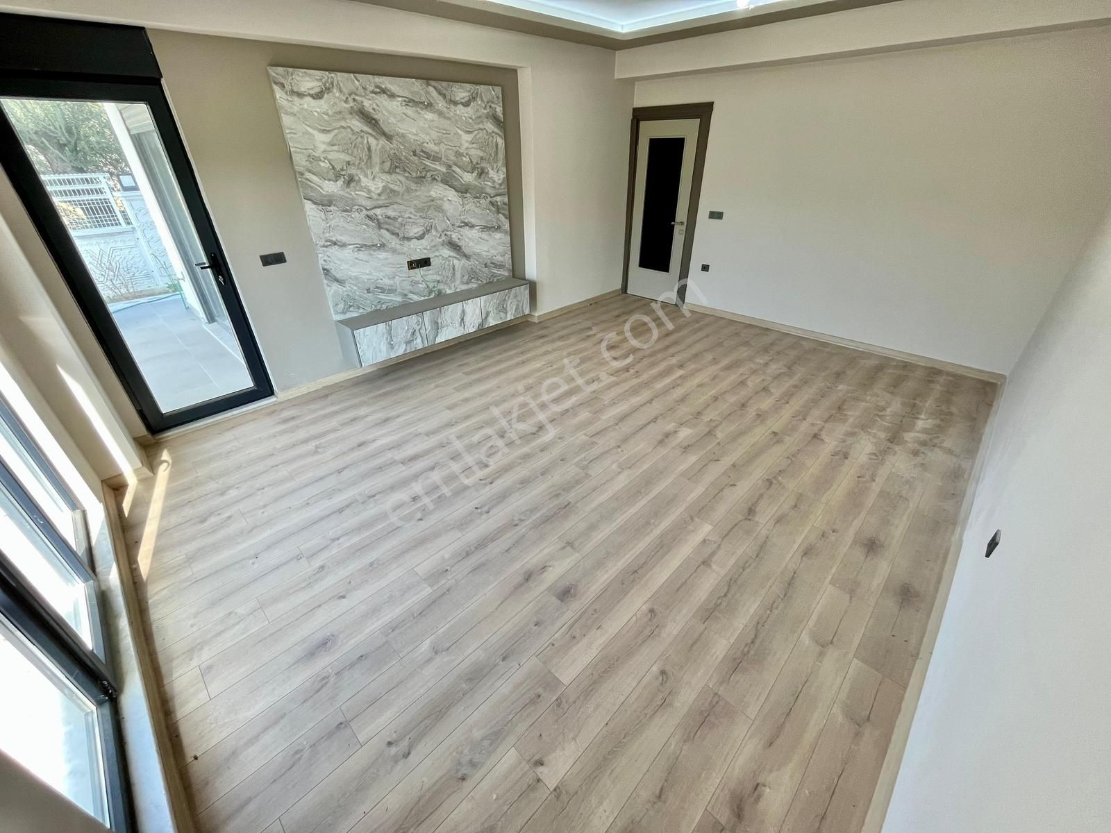 Gümüş'den Modern Çizgilerin Doğa İle Buluştuğu 4+1 Müstakil Ev - Görsel 18