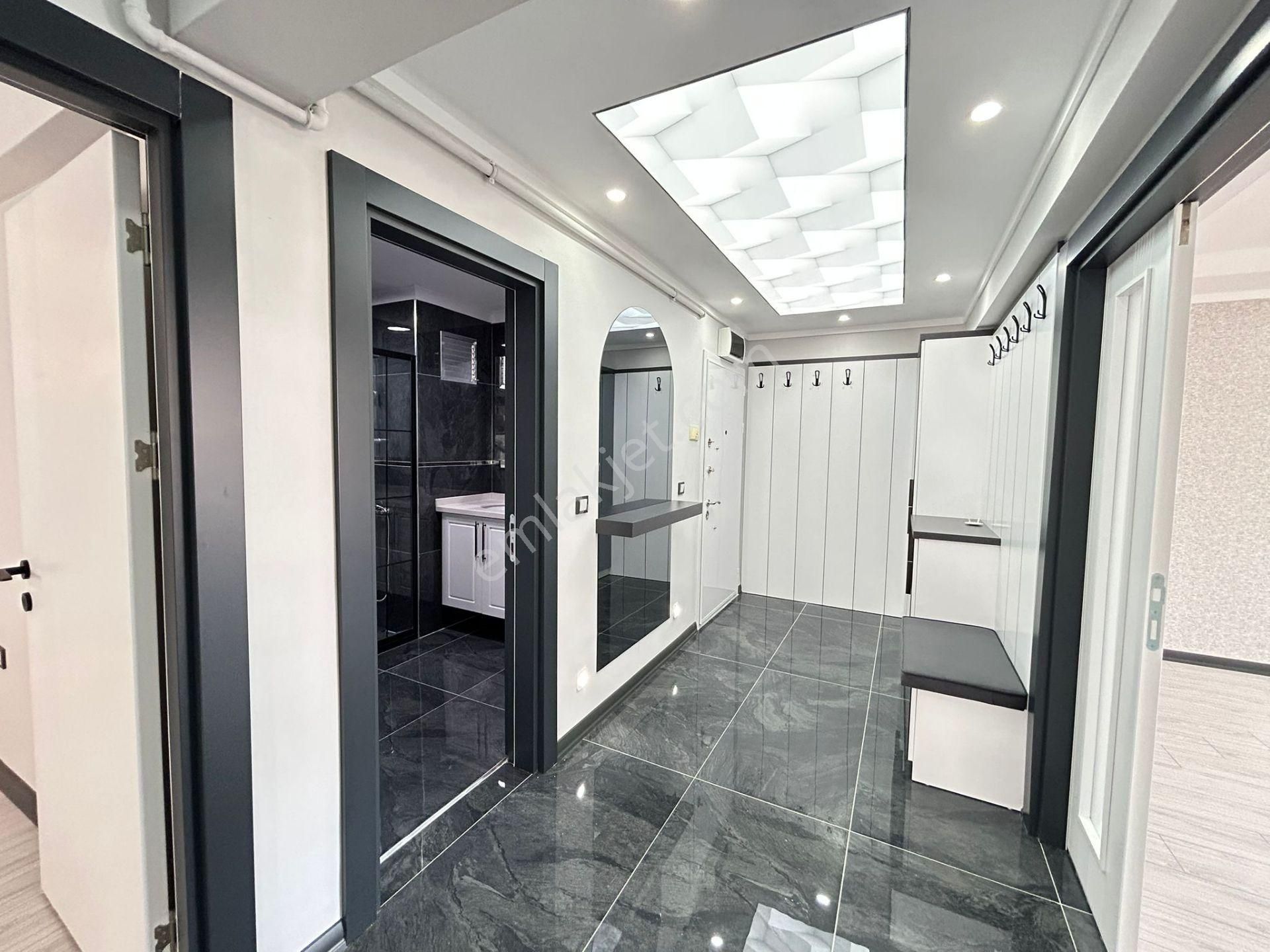 Taner'den Dikmen İlker'de 3+1 Süper Lüks Şehir Manzaralı Ebeveyn Banyolu - Görsel 6