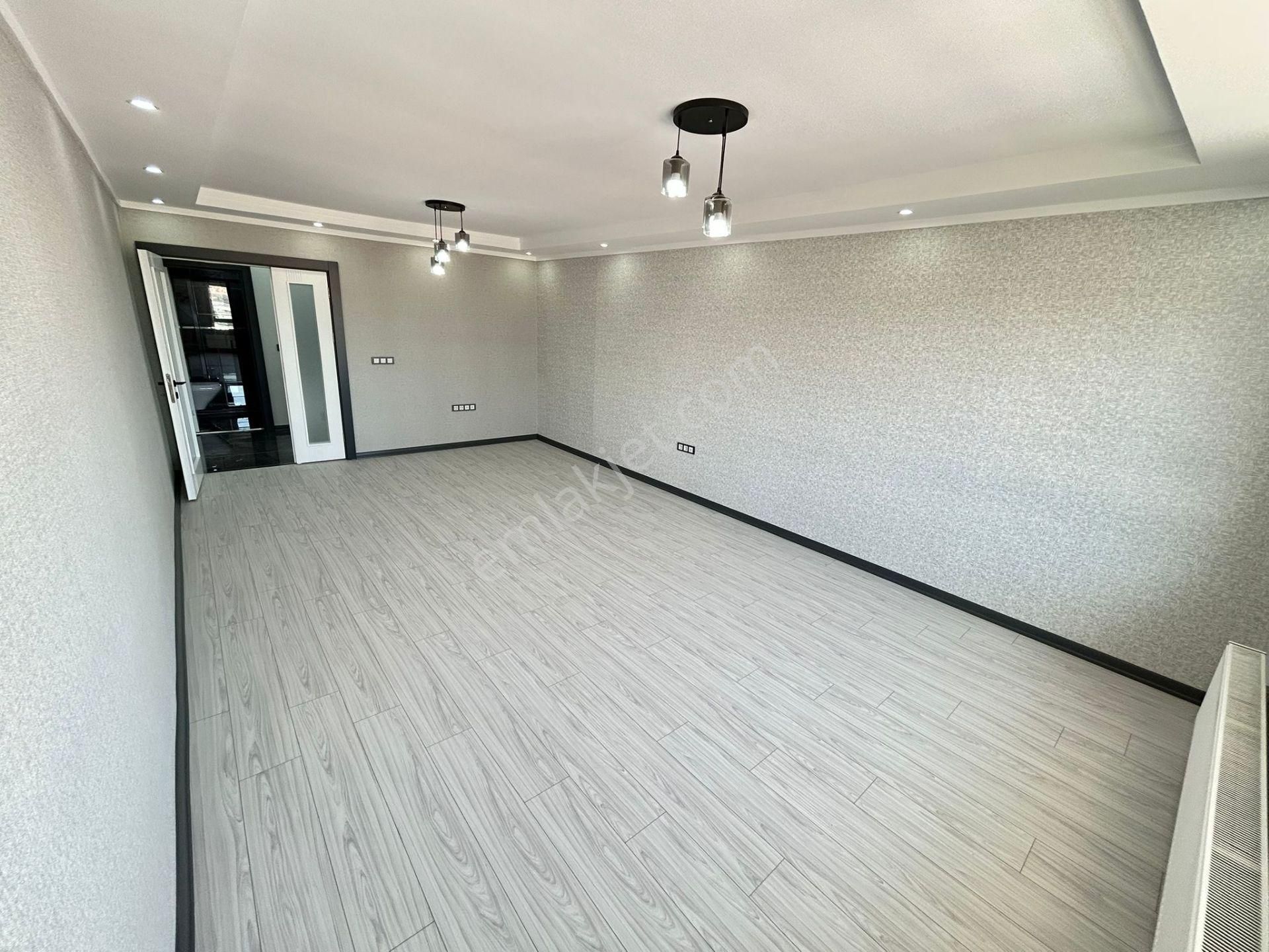 Taner'den Dikmen İlker'de 3+1 Süper Lüks Şehir Manzaralı Ebeveyn Banyolu - Görsel 5