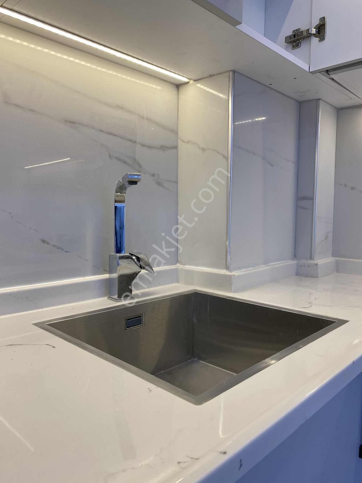 Türker Emlak | 2+1 95m2 Asansörlü Yerden Isıtmalı Sıfır Daireler - Görsel 16