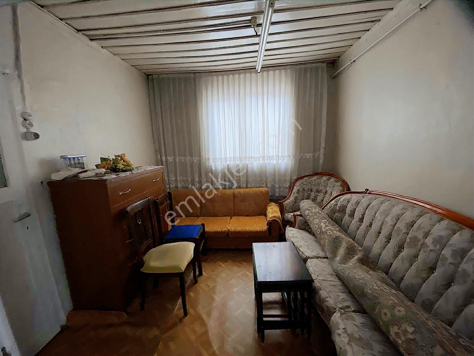 Ayhan Hepdiker Den Adapazarı Ankara Caddesi Yanında İki Katlı Ev - Görsel 22