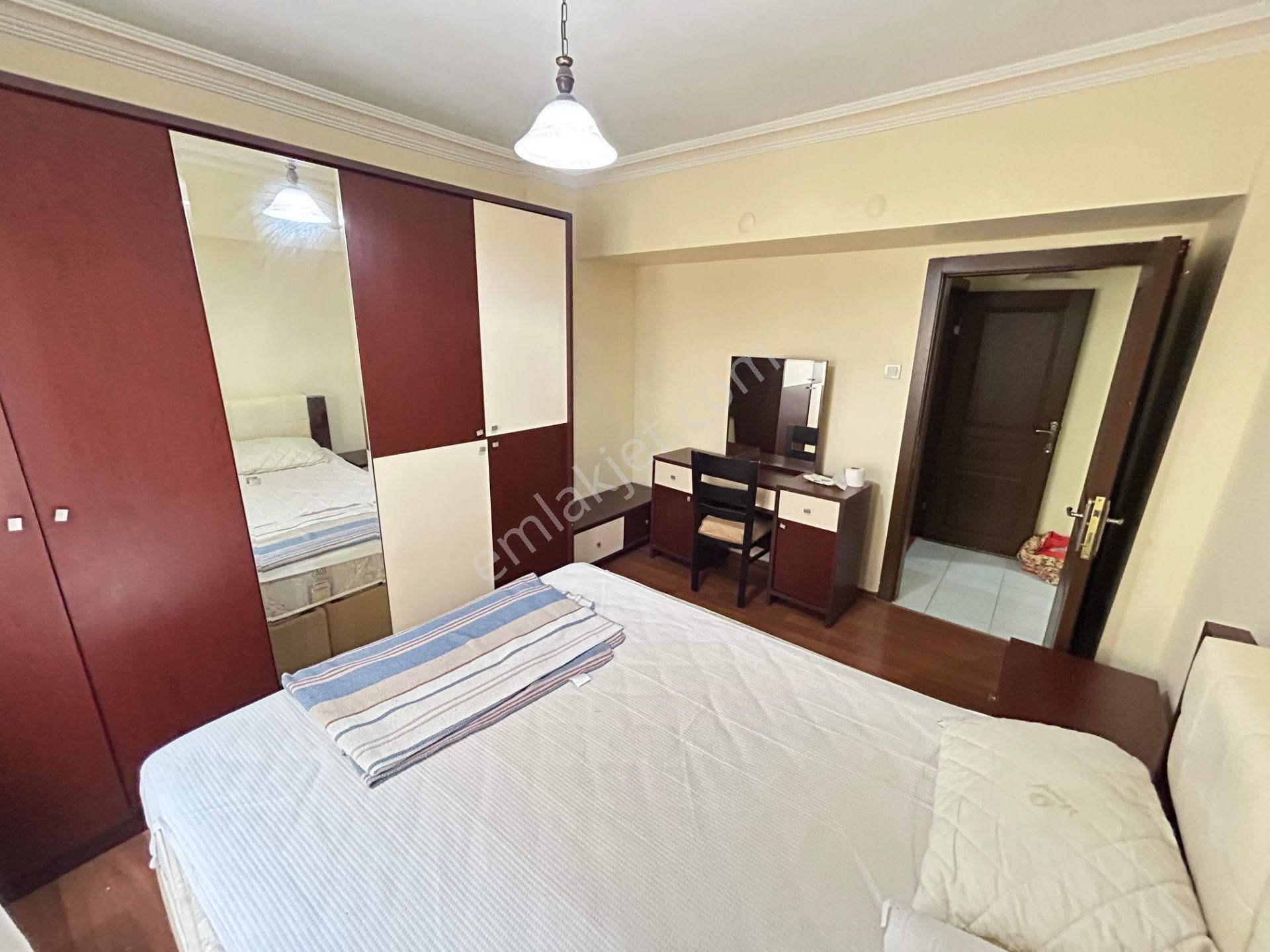 Taner'den Dikmen Sokullu Cad'de Ptt Yakını 3+1 125 Kombili Arakat Manzaralı - Görsel 9