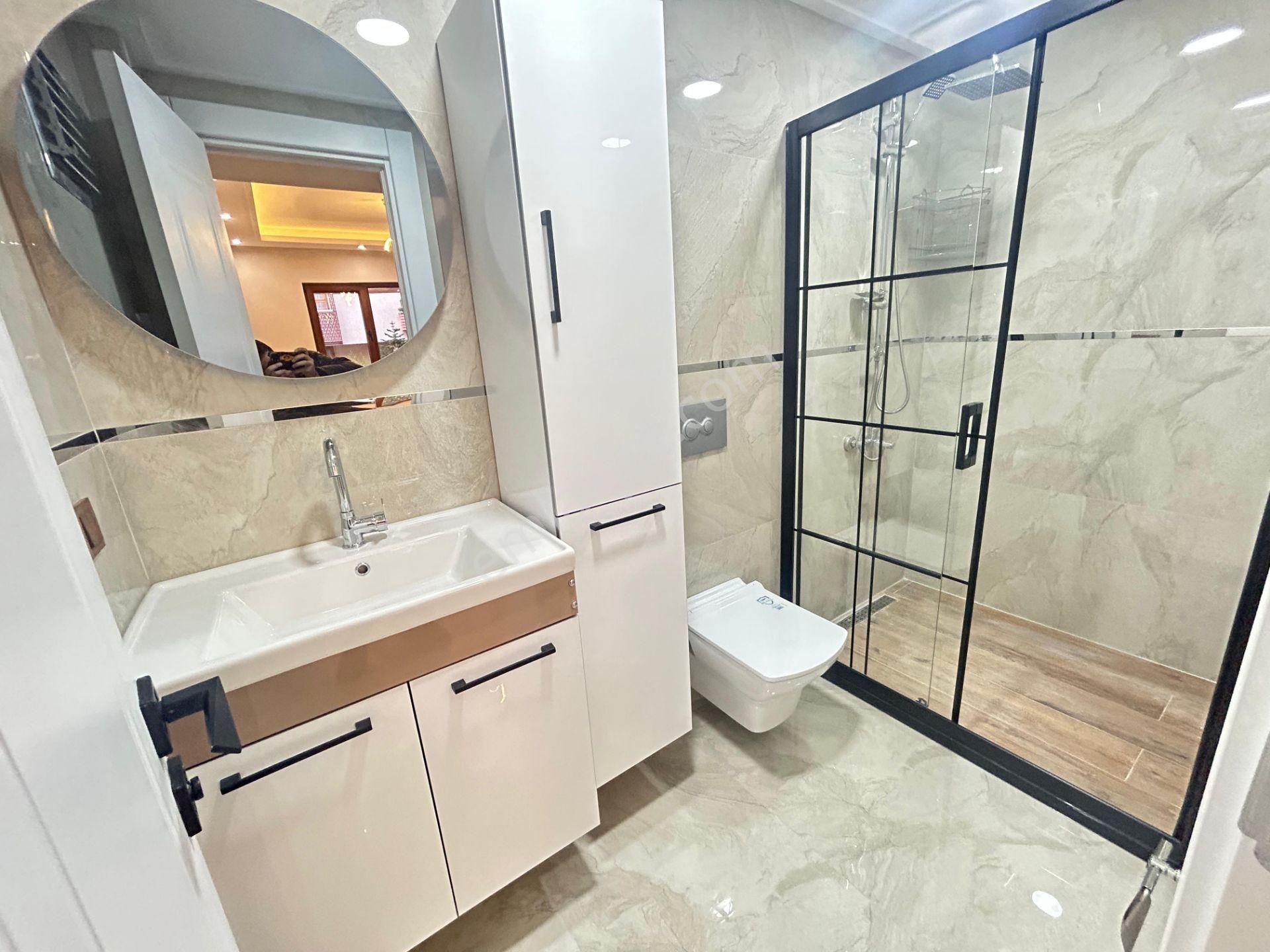 Taner'den Kabil Cad. Yanı 3+1 Arakat Ön Cephe Süper Lüks Çift Banyolu - Görsel 14