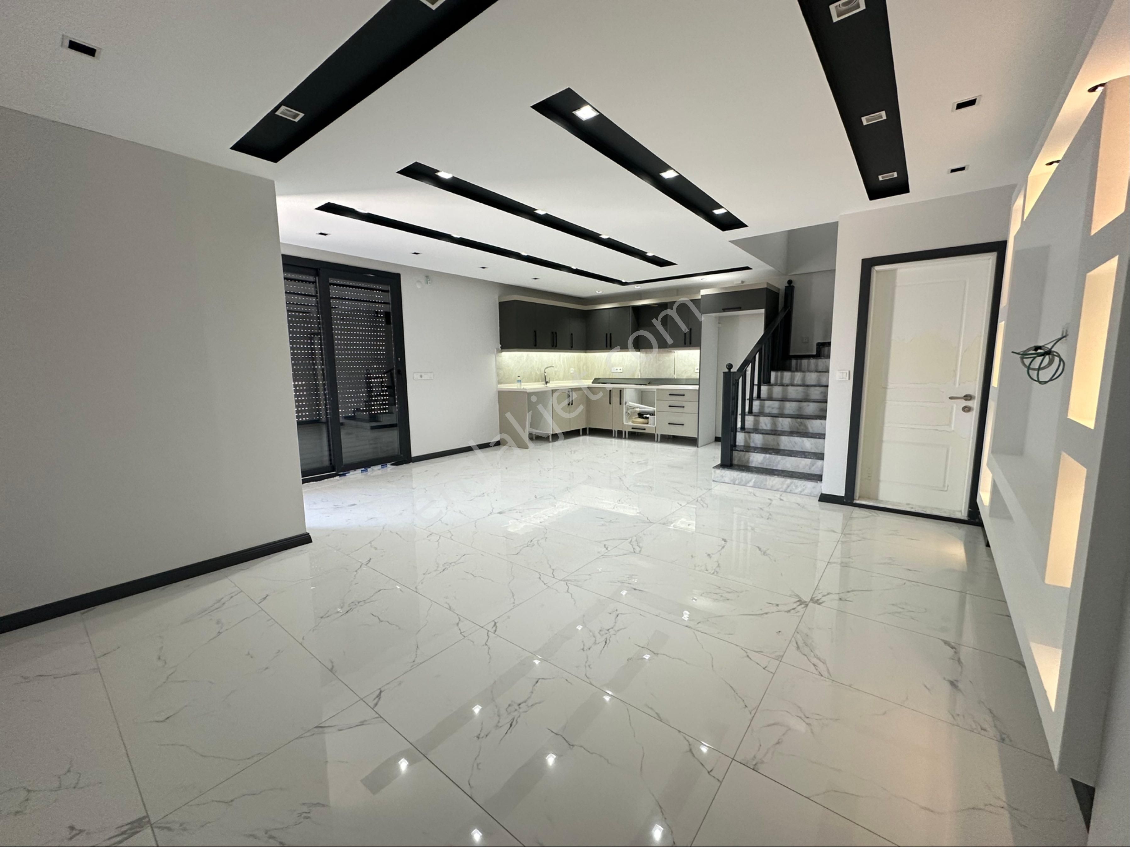 Didim Merkezde 3+1 Havuzlu Ön Cephe Sıfır Kelepir Villa - Görsel 6