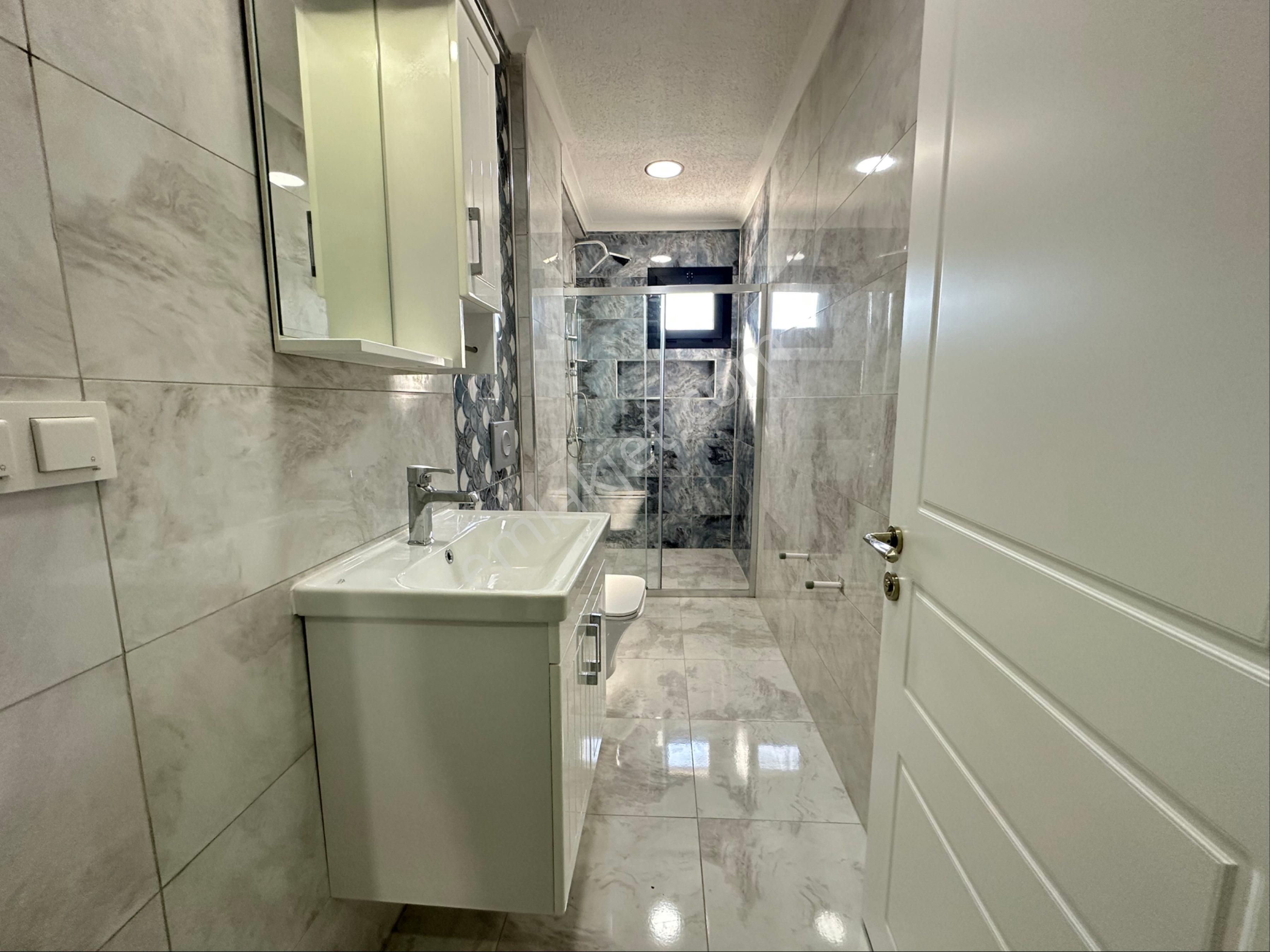 Didim Merkezde 3+1 Havuzlu Ön Cephe Sıfır Kelepir Villa - Görsel 14