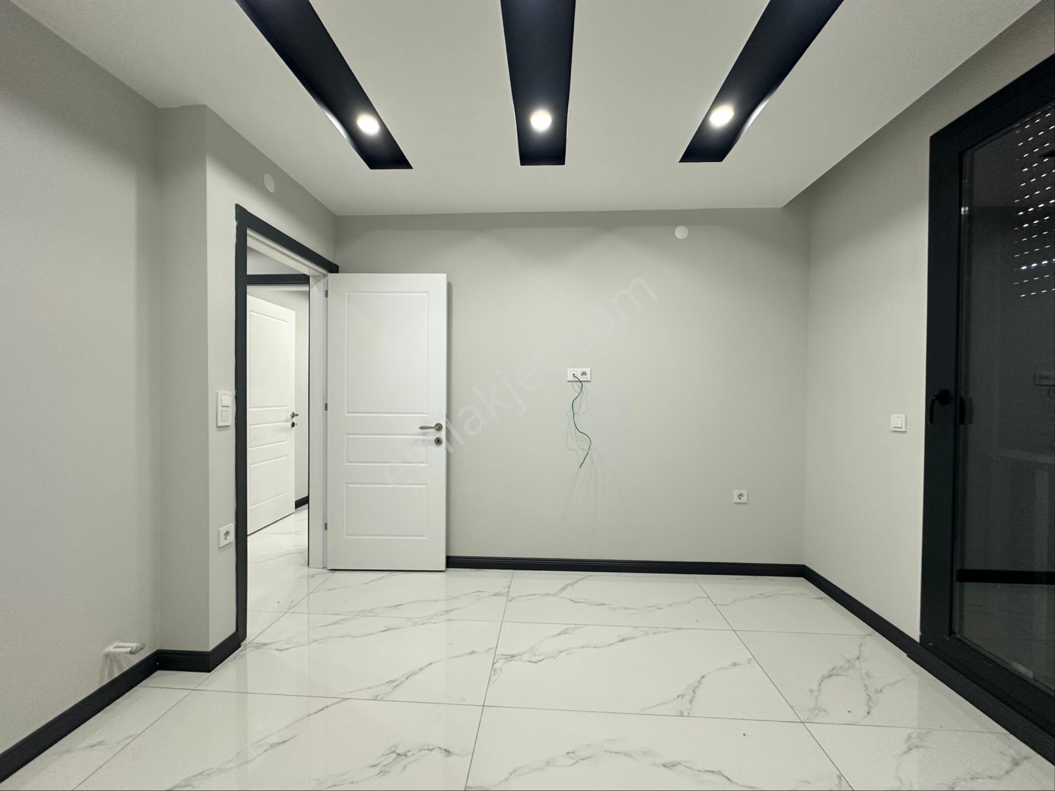 Didim Merkezde 3+1 Havuzlu Ön Cephe Sıfır Kelepir Villa - Görsel 19