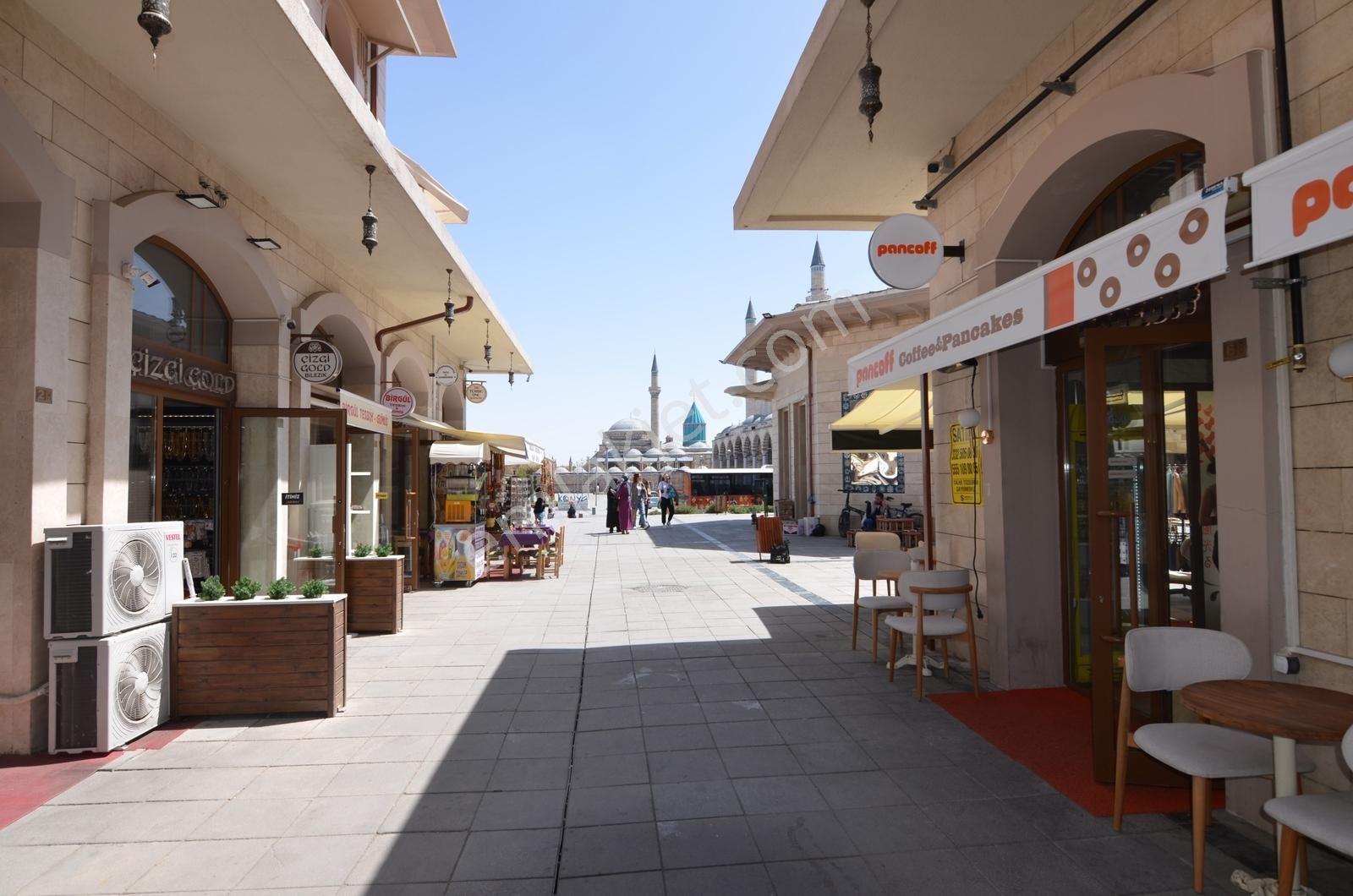 Talha Tozduman'dan Mevlana Türbesi Cepheli 15m2 Kiracılı Dükkan - Görsel 22