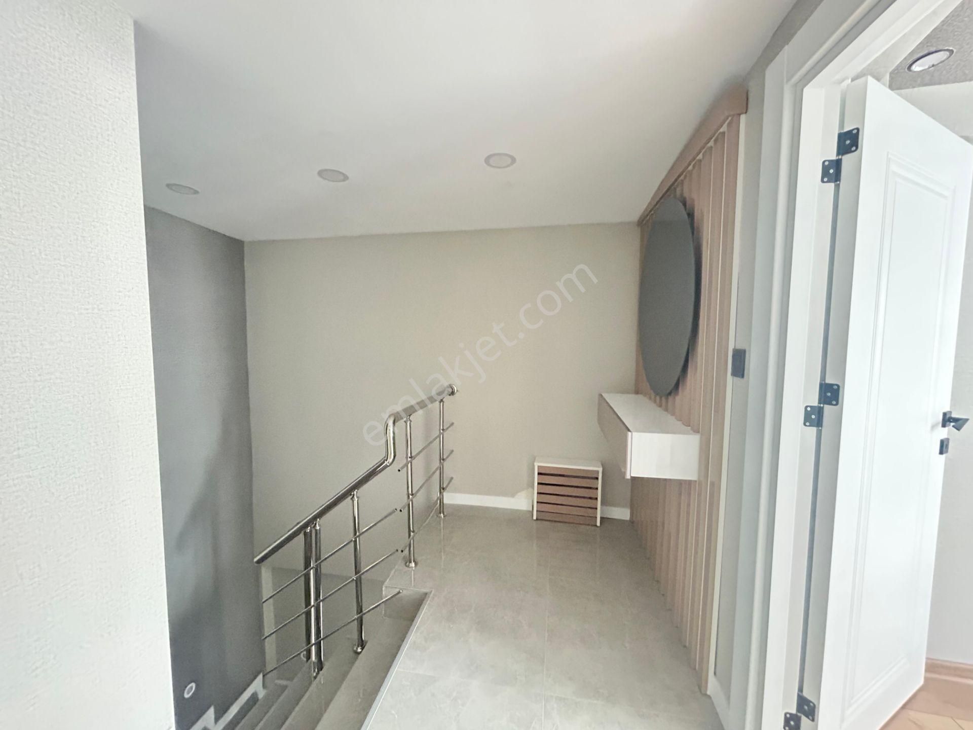 Taner'den Sinan Cad'de Yıldız Köprü Dibinde 4+1 Süper Lüks Kapalı Dubleks - Görsel 21