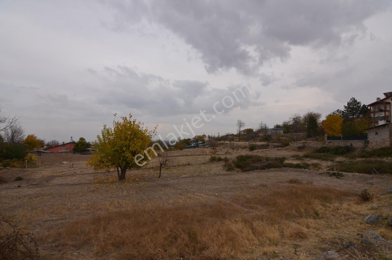 Talha Tozduman'dan Hatıp'ta Konya Manzaralı Köy İçinde 5.488 M2 - Görsel 17
