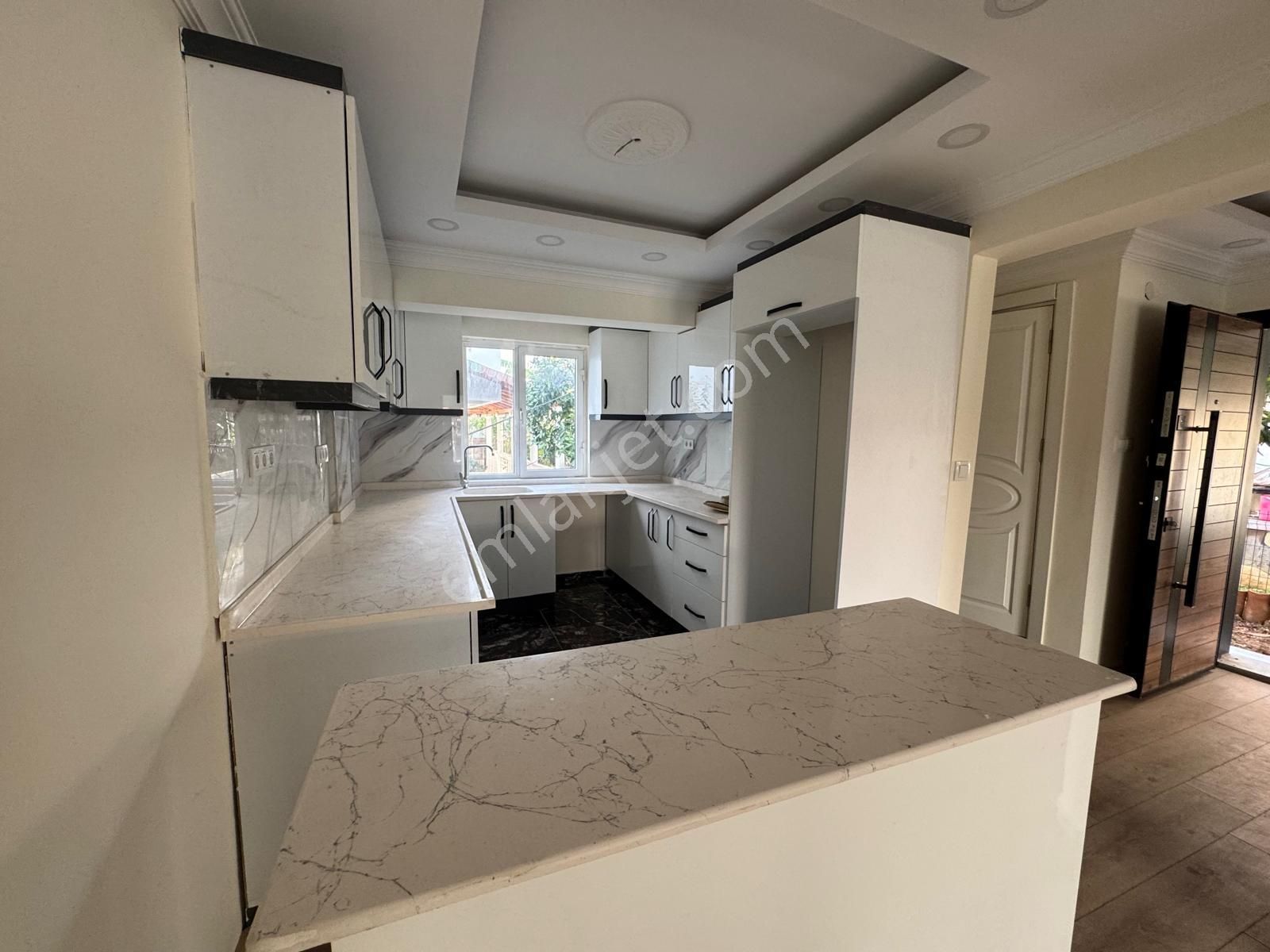 Didimde Altınkum Plajına 850m Mesafede Altınkumsal Sitesinde 3+1 Bahçeli Teraslı Villamız Satışda - Görsel 14