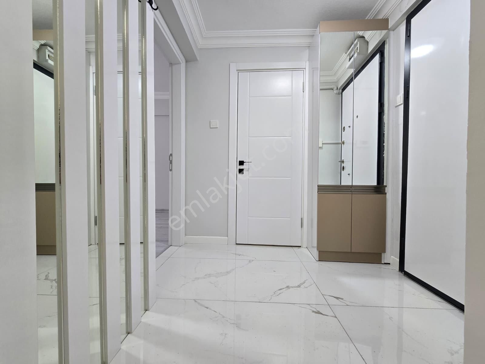 Elvan Mah Satılık 3+1 Full Yapılı Cadde Yanı Masrafsız Daire - Görsel 25