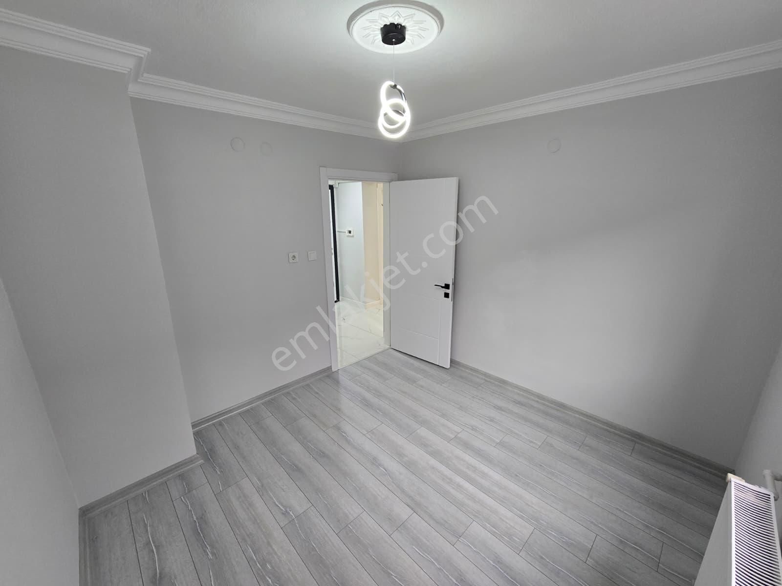 Elvan Mah Satılık 3+1 Full Yapılı Cadde Yanı Masrafsız Daire - Görsel 33