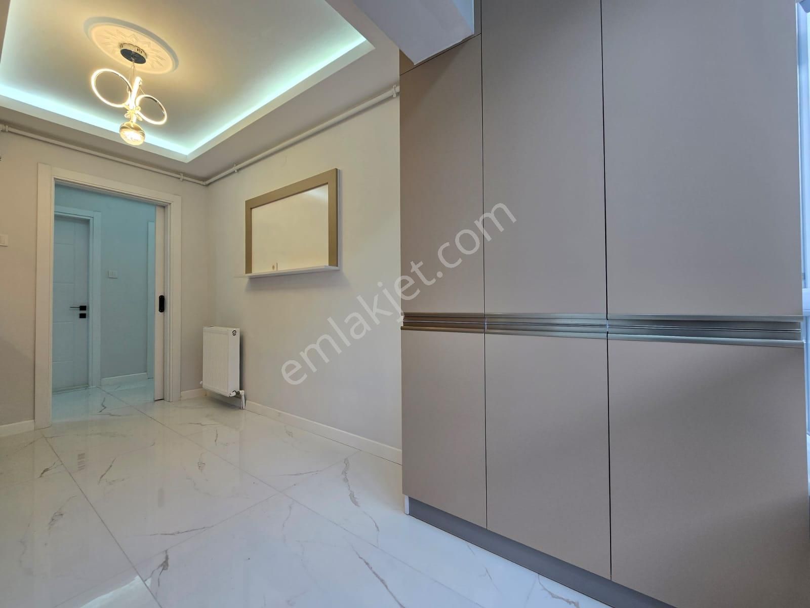 Elvan Mah Satılık 3+1 Full Yapılı Cadde Yanı Masrafsız Daire - Görsel 5