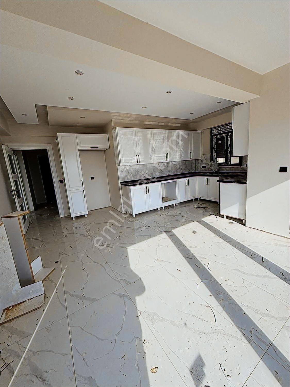 Selimpaşa Sarraf Villalarında 8+1 Bahçeli Trıplex Villa - Görsel 12