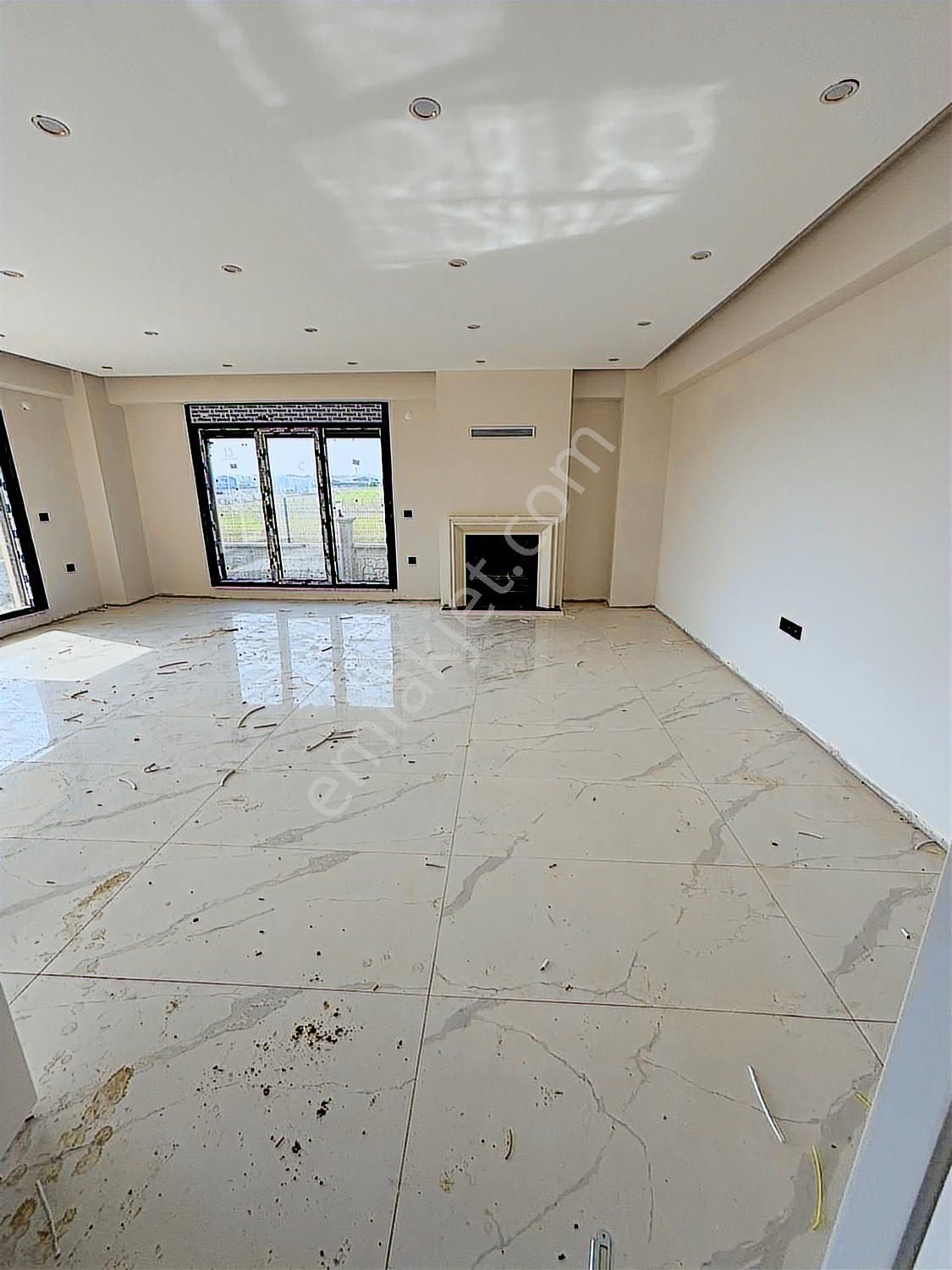 Selimpaşa Sarraf Villalarında 8+1 Bahçeli Trıplex Villa - Görsel 17