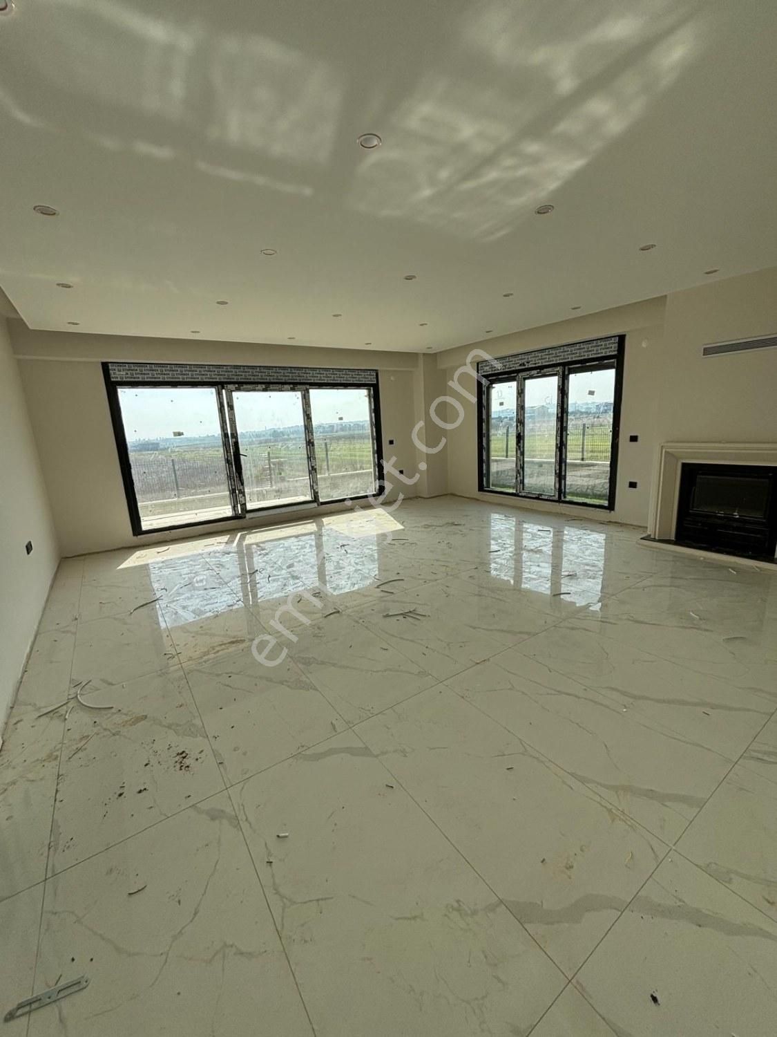 Selimpaşa Sarraf Villalarında 8+1 Bahçeli Trıplex Villa - Görsel 16