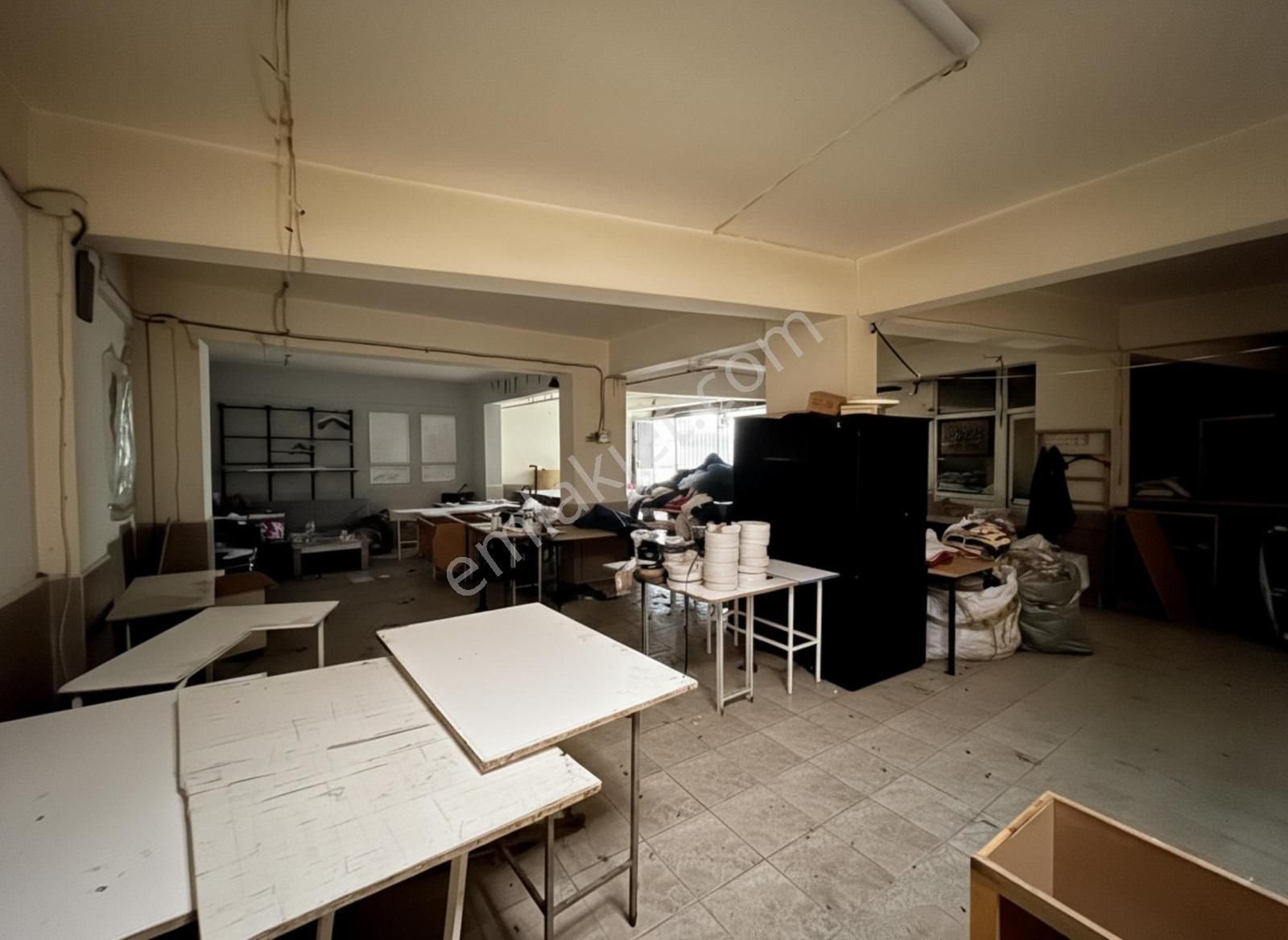 Gaziosmanpaşa Merkez Mahallesi'nde Cadde Üzeri Kiralık Dükkan - Görsel 8