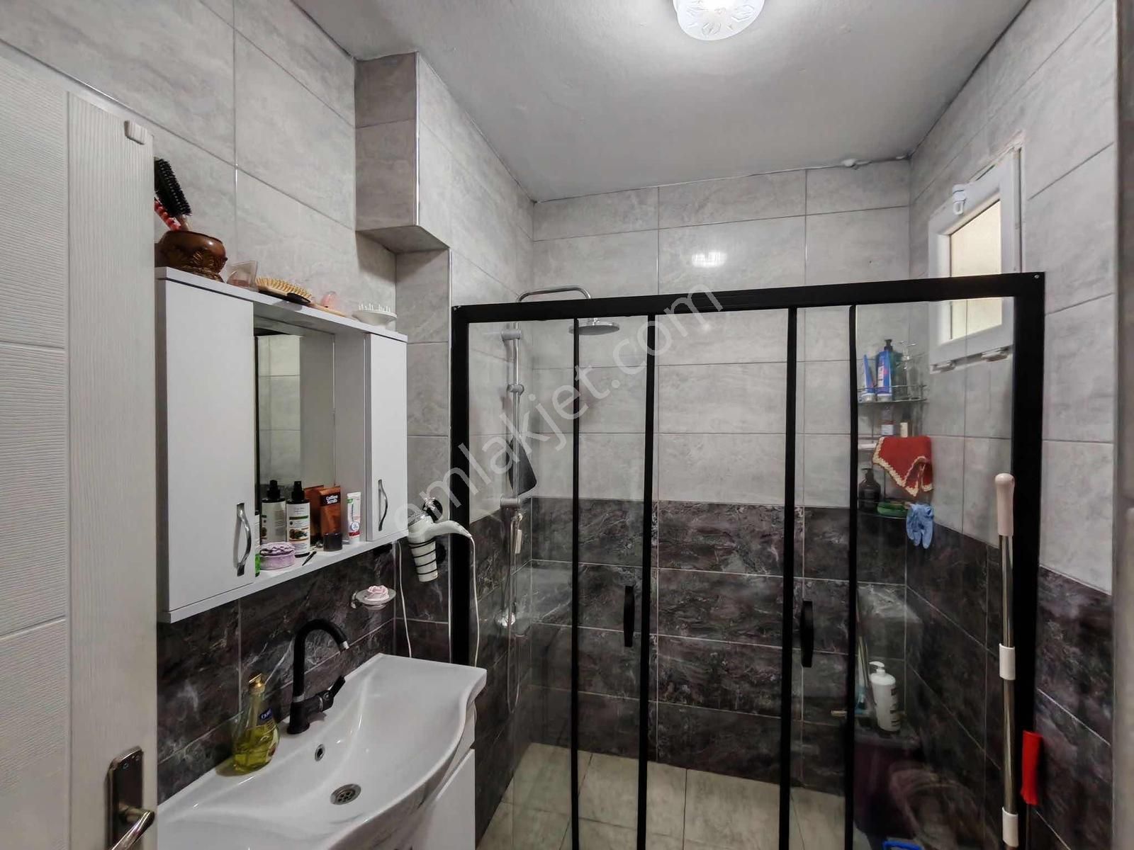 Şişlide Şehir Manzaralı Teraslı 2+1 Satılık Daire - Görsel 2