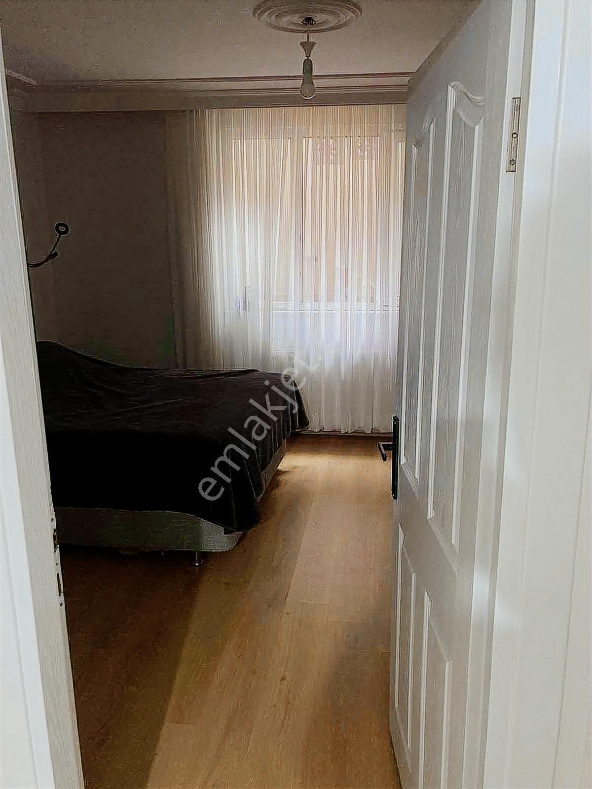 Maltepe Zümrütevlerde Çift Girişli 3+1 Bahçe Dubleksi - Görsel 15