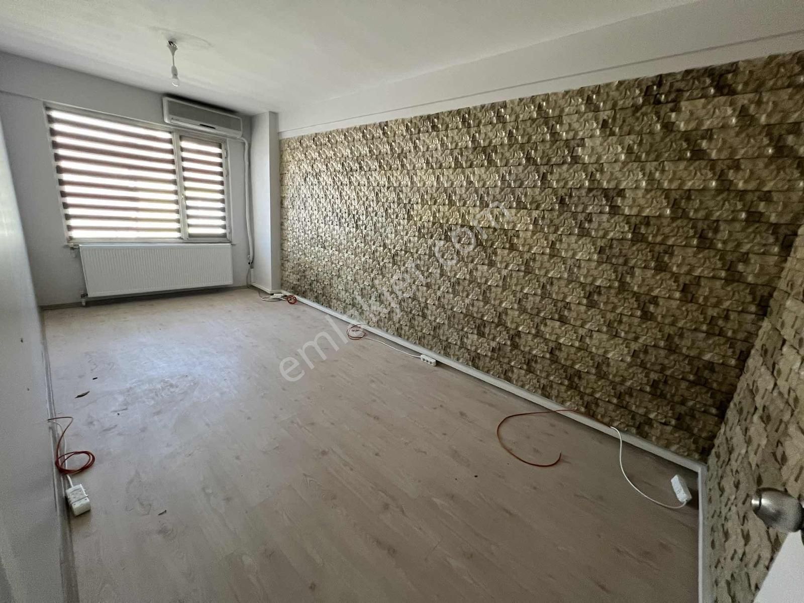 Şişli Mecidiyeköy Tam Merkez'de Satılık 3+1 Asansörlü Metro 2 Dk - Görsel 13