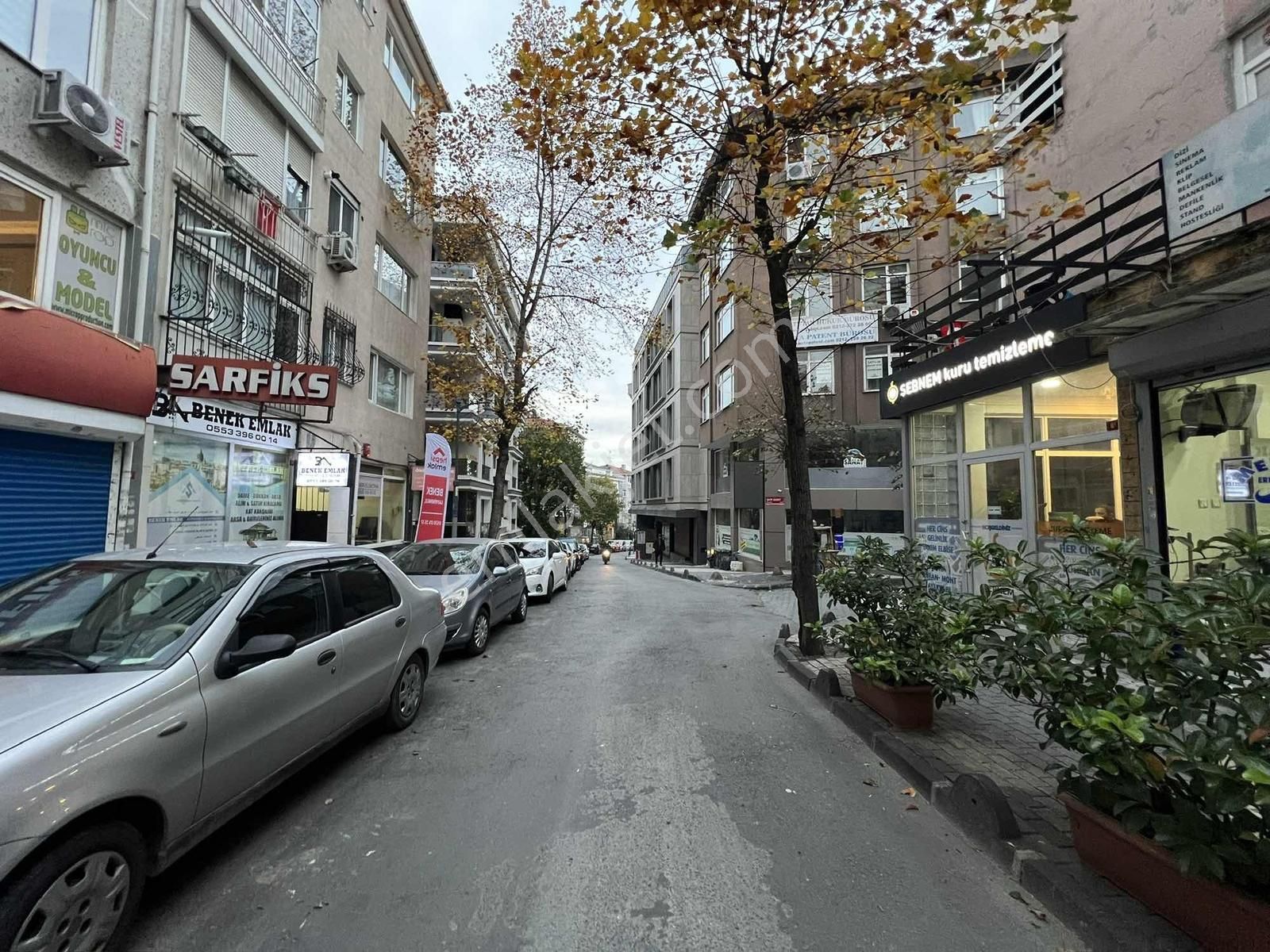 Şişli Mecidiyeköy Tam Merkez'de Satılık 3+1 Asansörlü Metro 2 Dk - Görsel 3