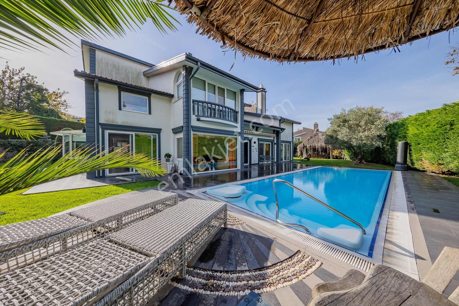 Alkent 2000 Sitesinde Havuzlu Geniş Bahçeli Lüks Villa - Görsel 34