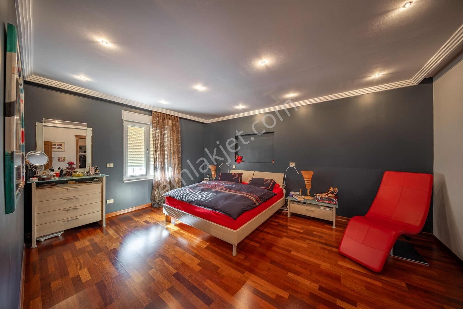 Alkent 2000 Sitesinde Havuzlu Geniş Bahçeli Lüks Villa - Görsel 26