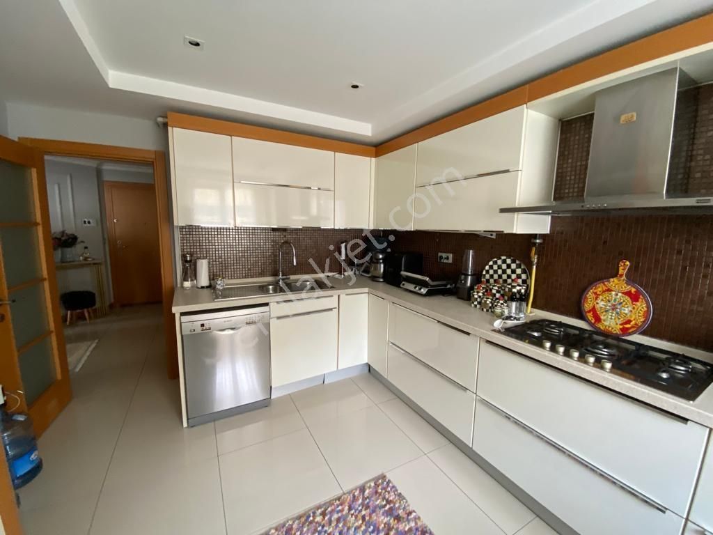 Şişli Middleist Sitesi Satılık Daire 150 M2 3+1 Otopark Havuzlu - Görsel 24