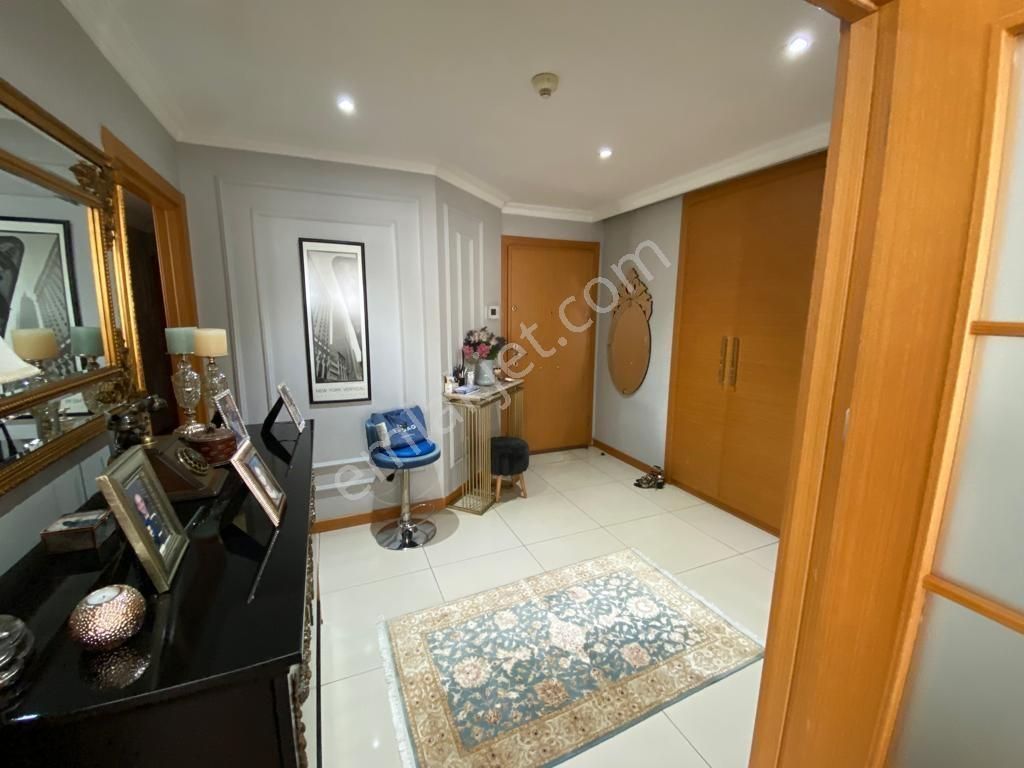 Şişli Middleist Sitesi Satılık Daire 150 M2 3+1 Otopark Havuzlu - Görsel 28