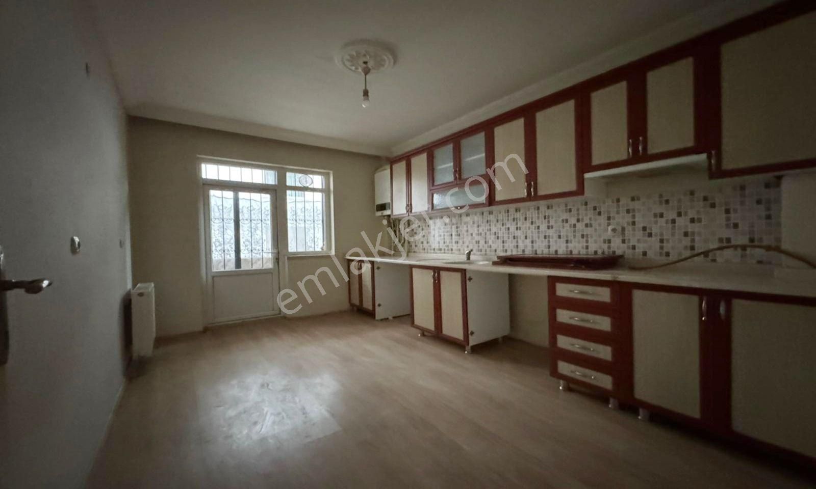 Ufuktepe Mahallesi'nde Kat Konumunda 3+1 Daire!