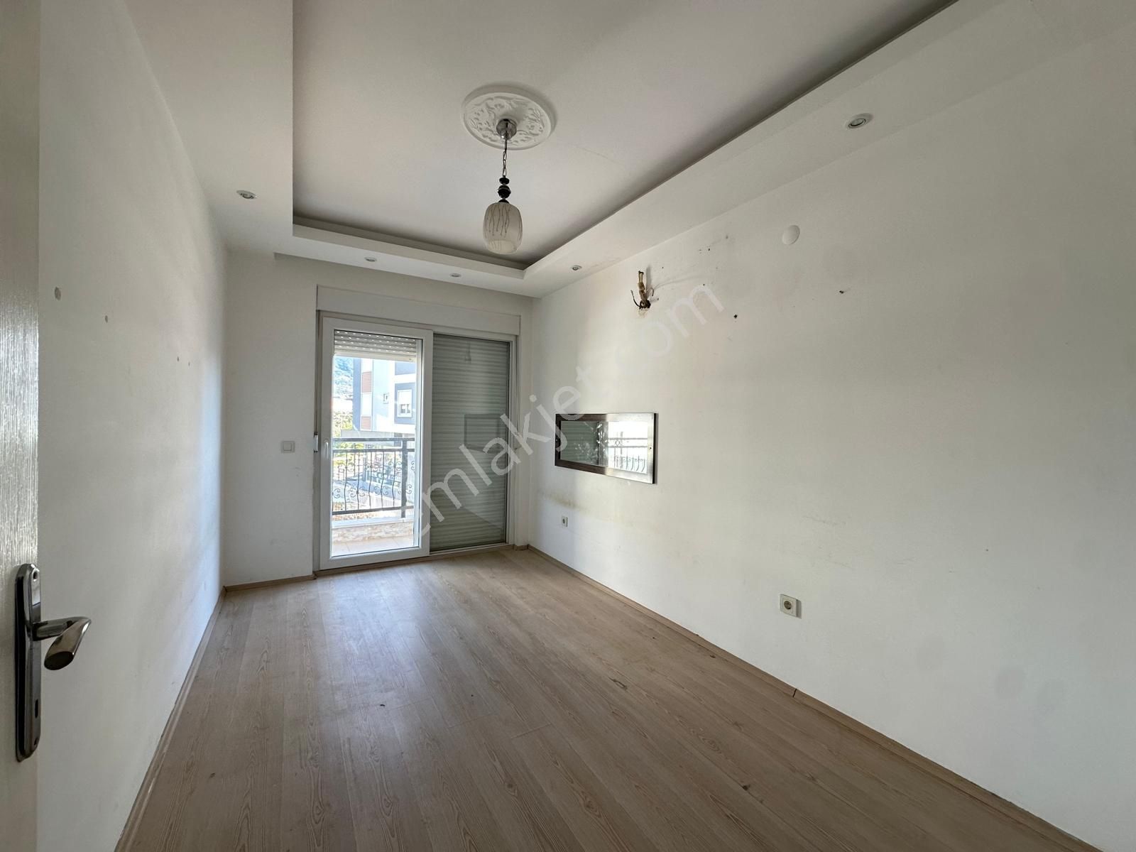 Alanya Oba Bölge Hastanesine Yakın Kiralık 2+1 Ayrı Mutfak Daire - Görsel 12