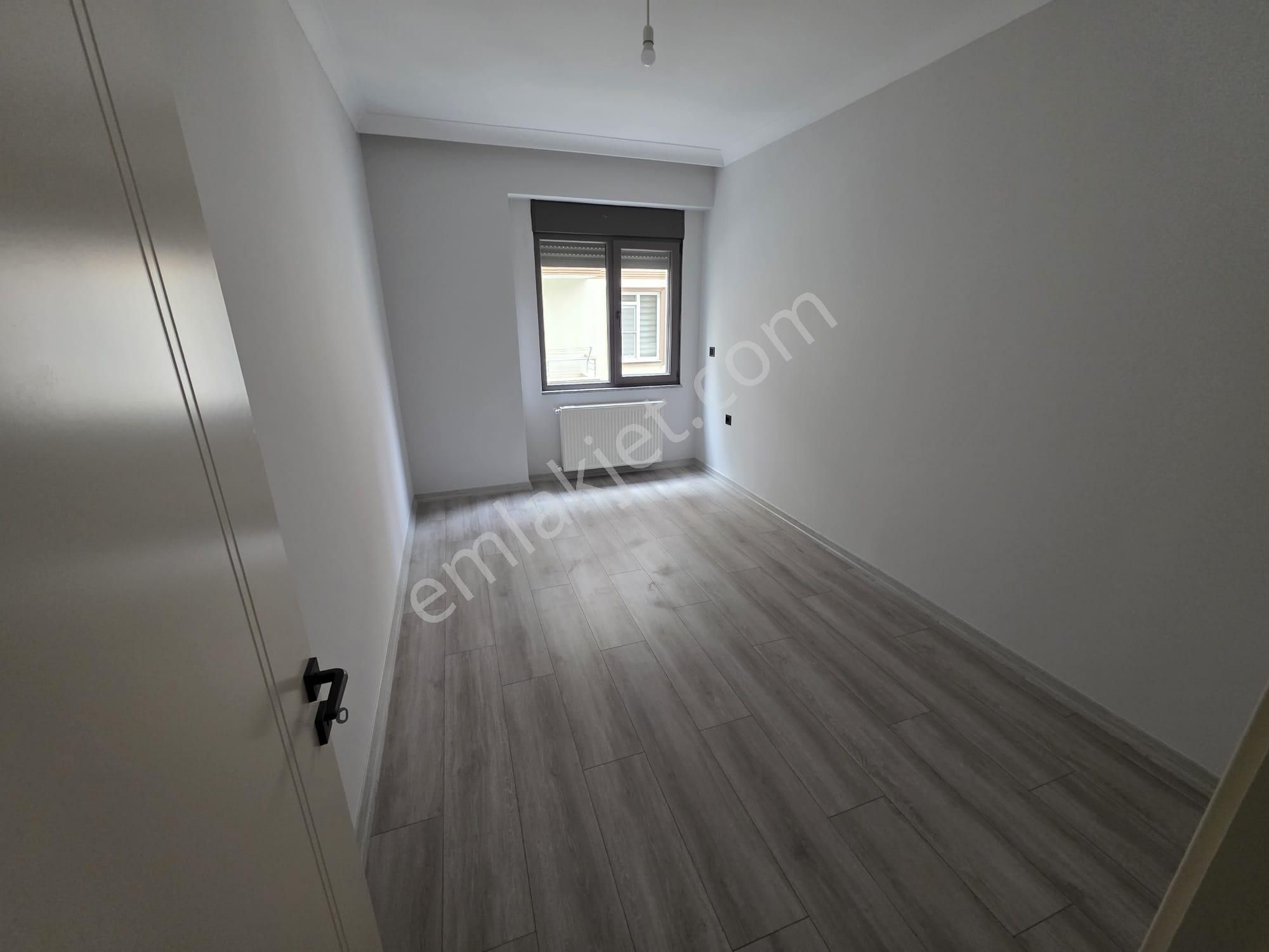 Irmaksudan Altınkumda Denize 300m Ön Cephe Asansörlü 3+1 Daire - Görsel 9